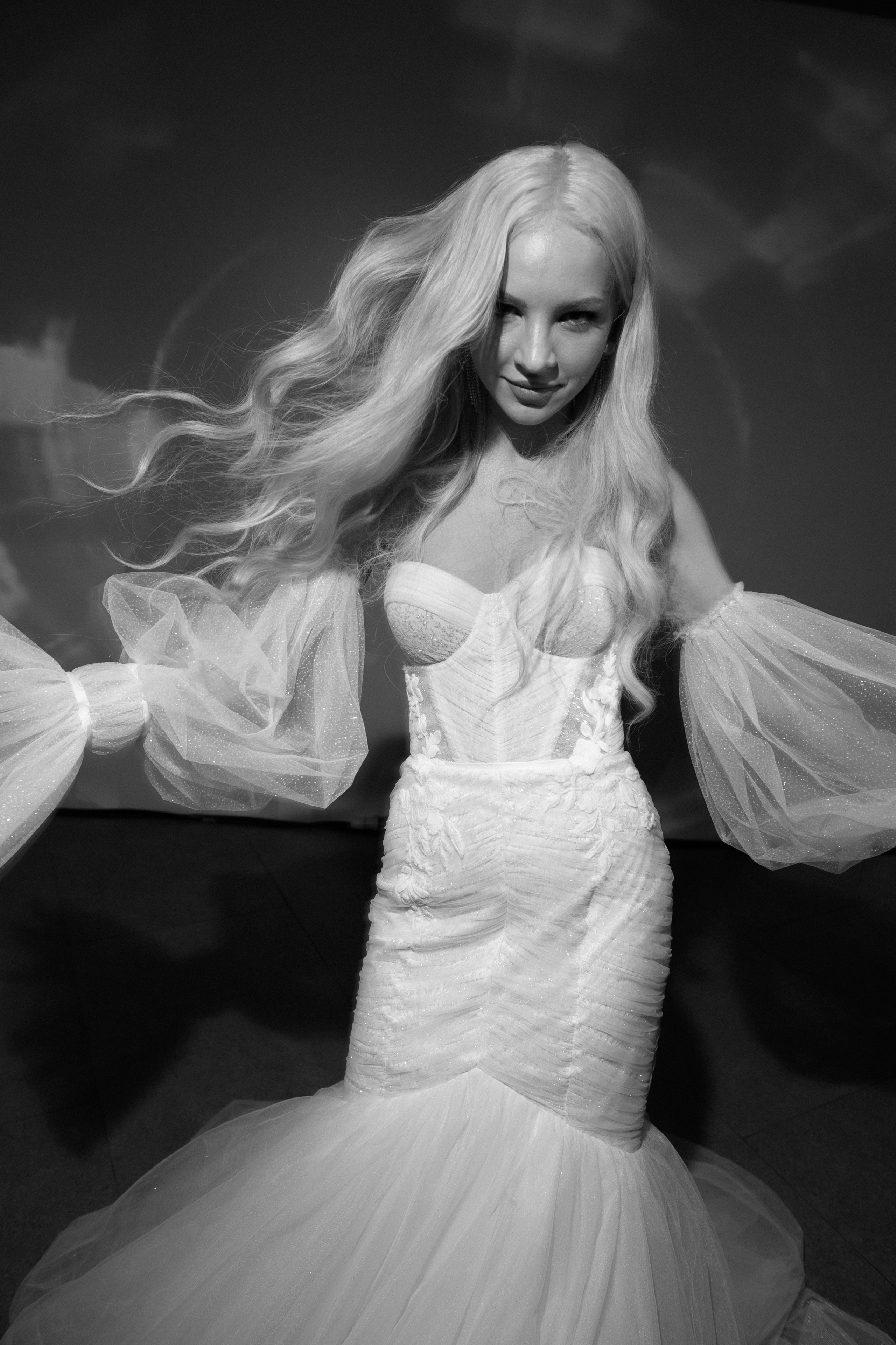 About. Алина Посторонка