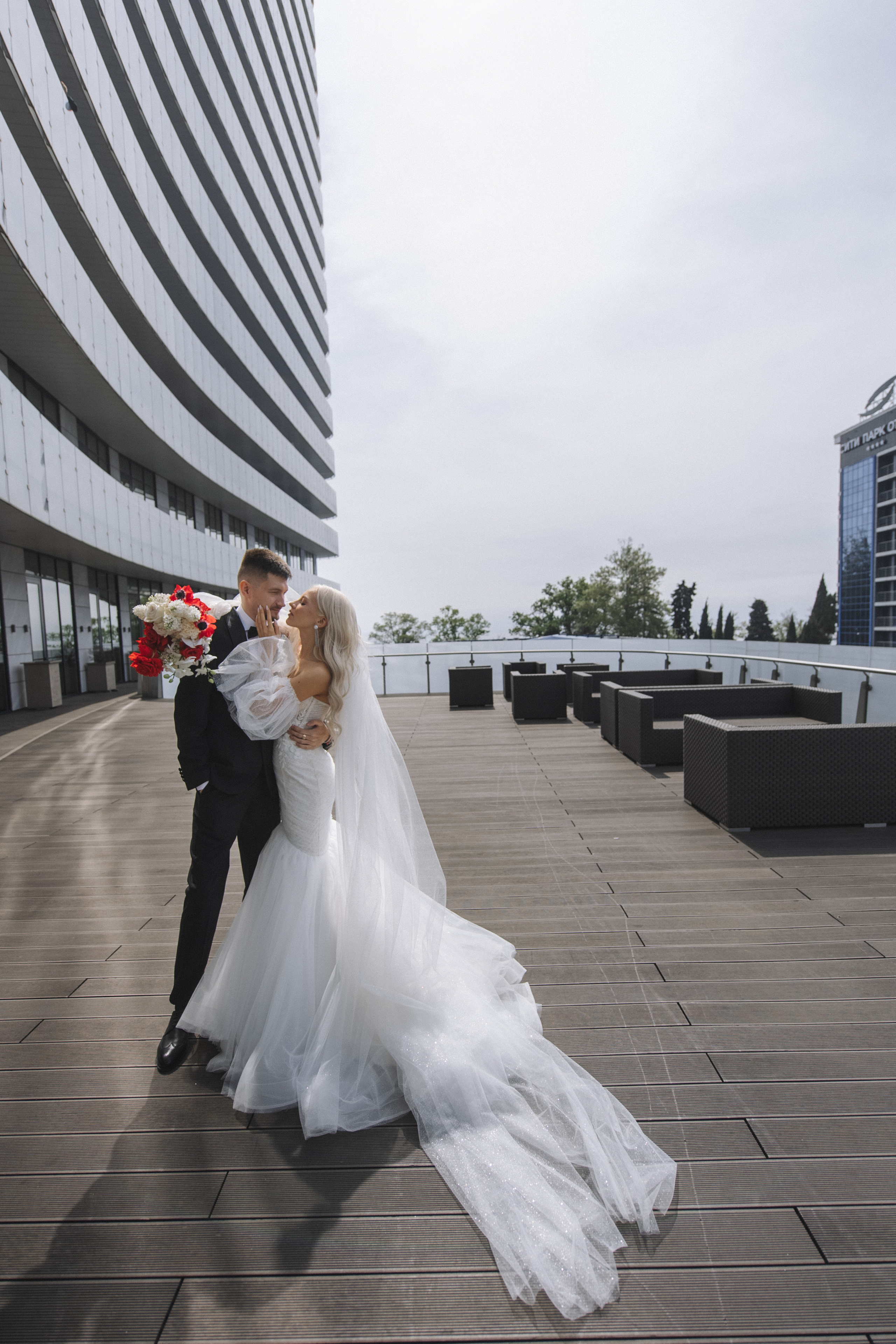 About. Алина Посторонка