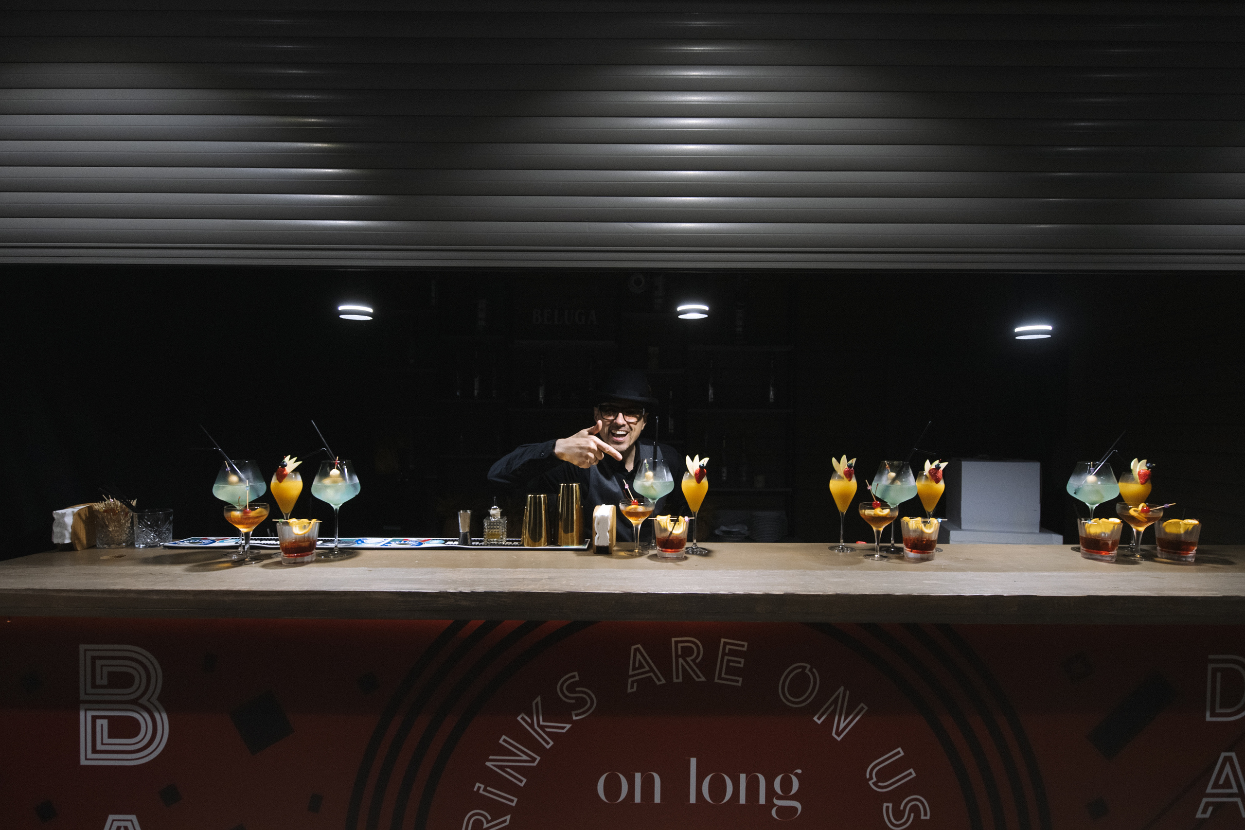 About. Алина Посторонка