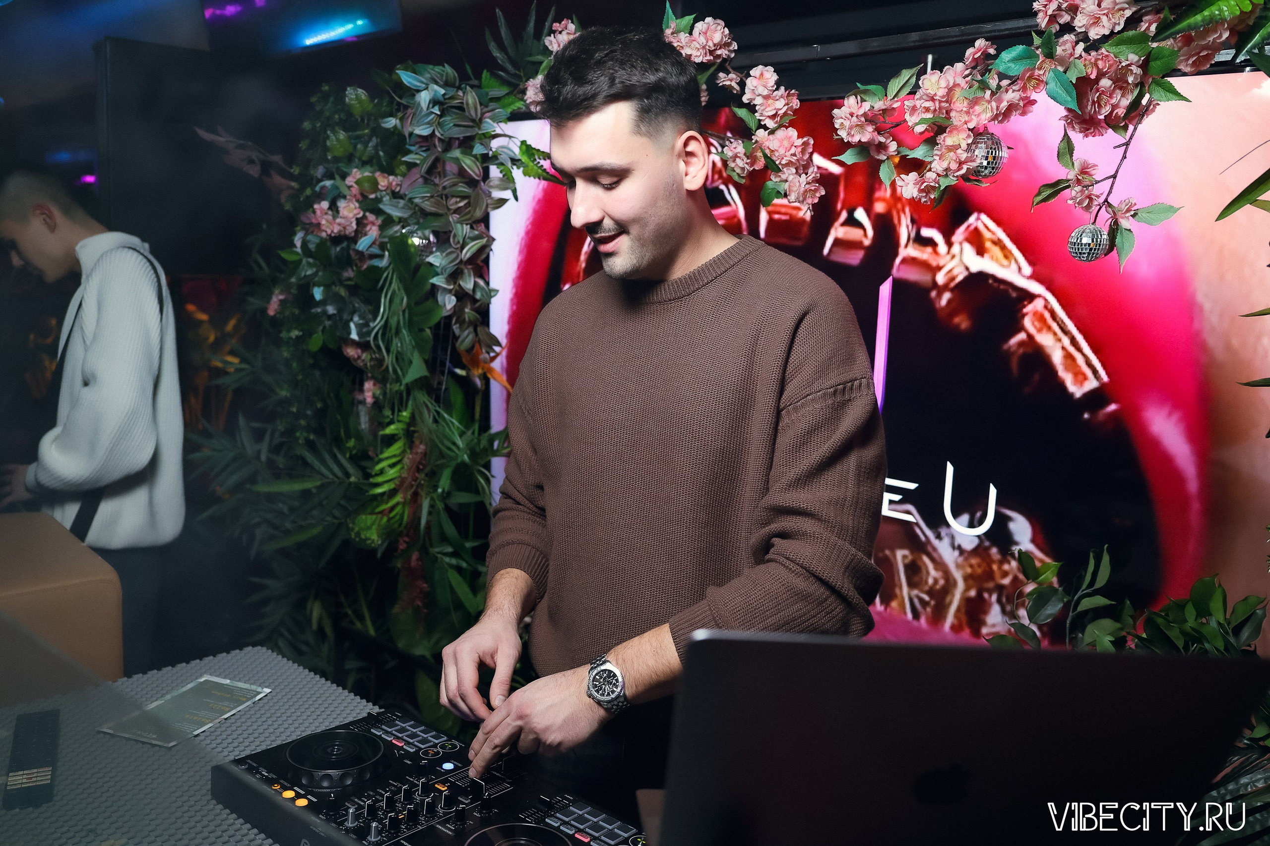 DOUBLE U. VIBECITY.RU Вайб Сити Ру Фоторепортажи Фотоотчеты Калининград