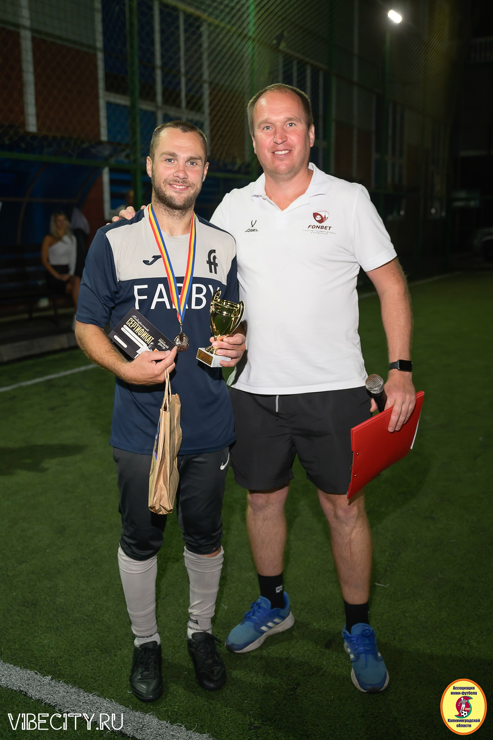 ФИНАЛЬНЫЕ ИГРЫ КУБКА МИНИ-ФУТБОЛЬНОЙ ЛИГИ И КУБКА КОРПОРАТИВНОЙ МФЛ 2025. VIBECITY.RU Вайб Сити Ру Фоторепортажи Фотоотчеты Калининград