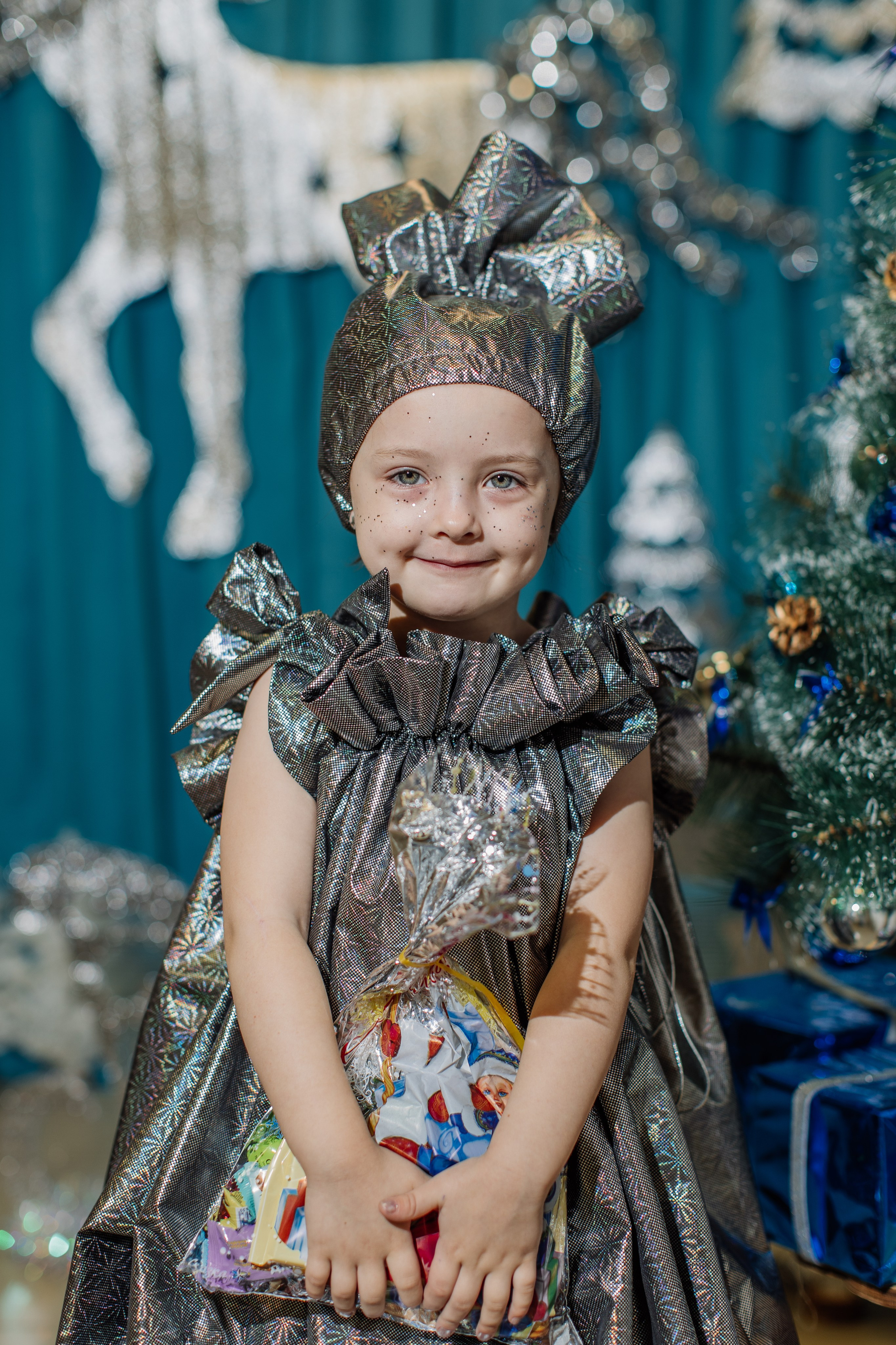 Детские сады и школы. Photograph Svetlana Volkova