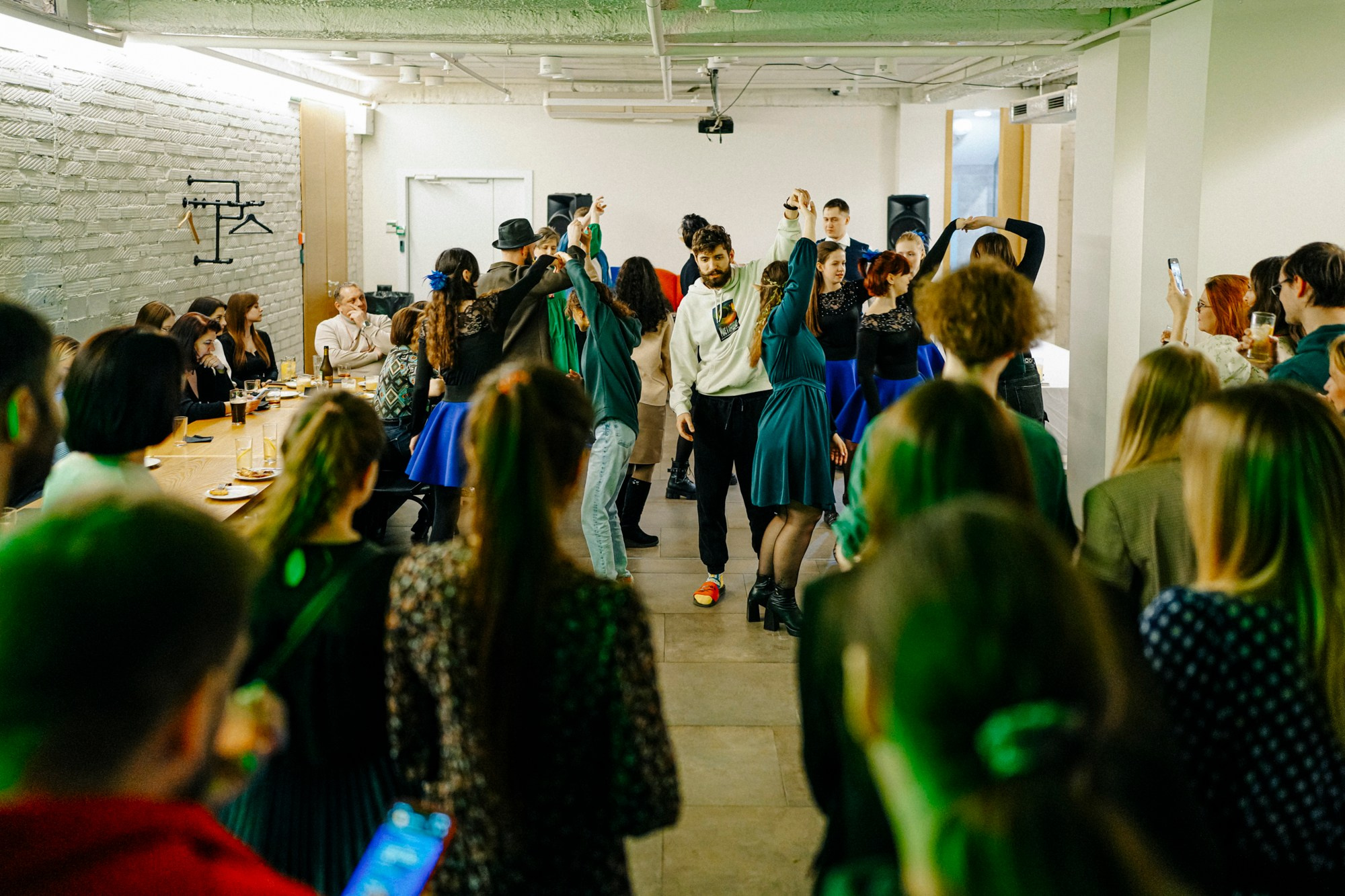 Практик | Ирландская вечеринка. #фотокаквкино | Фотографирую людей