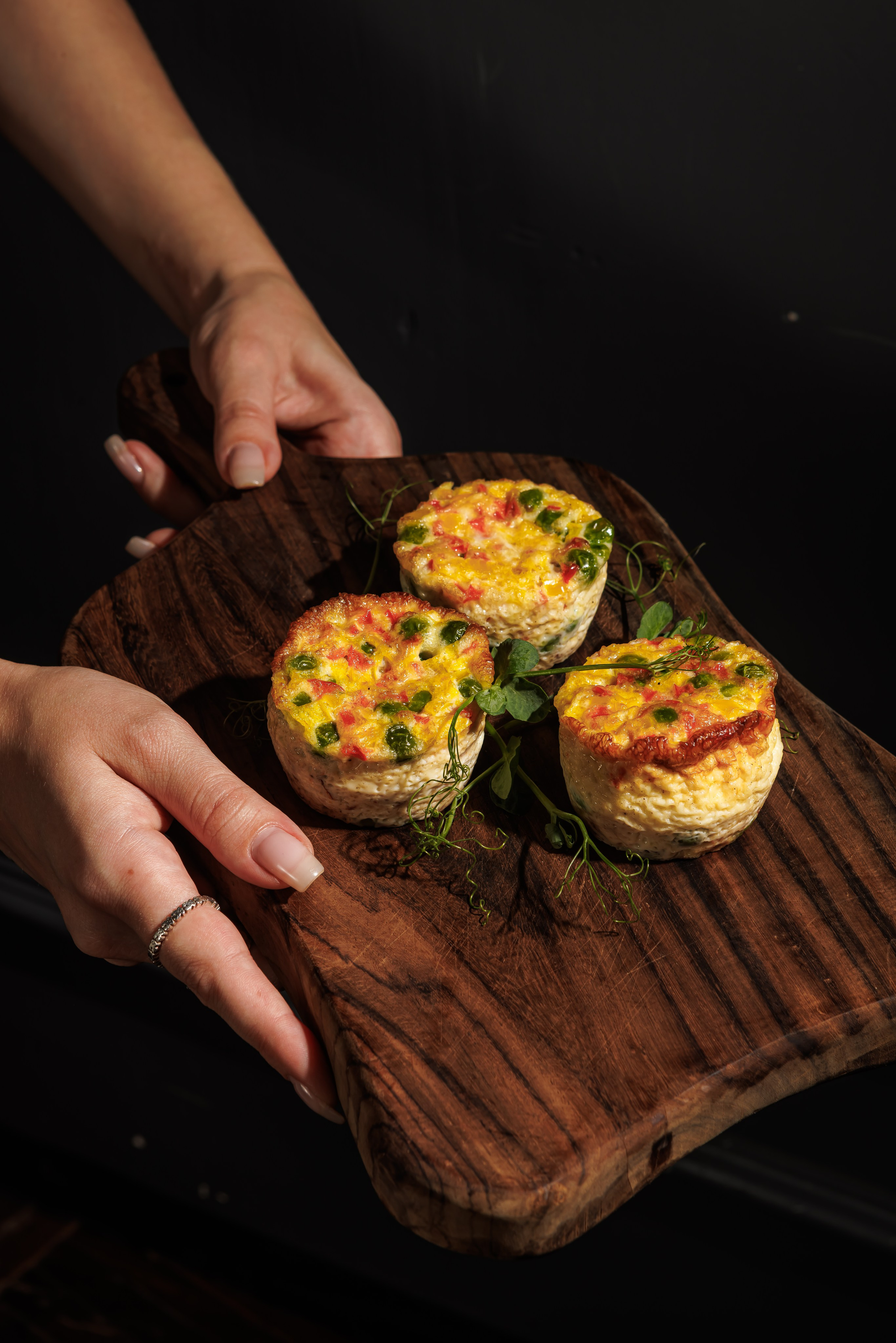 Контент-съёмка для ресторанов и заведений в Москве — фото и визуал для соцсетей. Фотограф Дмитрий Медведев. Фуд-фотограф в Москве Дмитрий Медведев. Фуд-фото и контент для ресторанов, кафе и баров