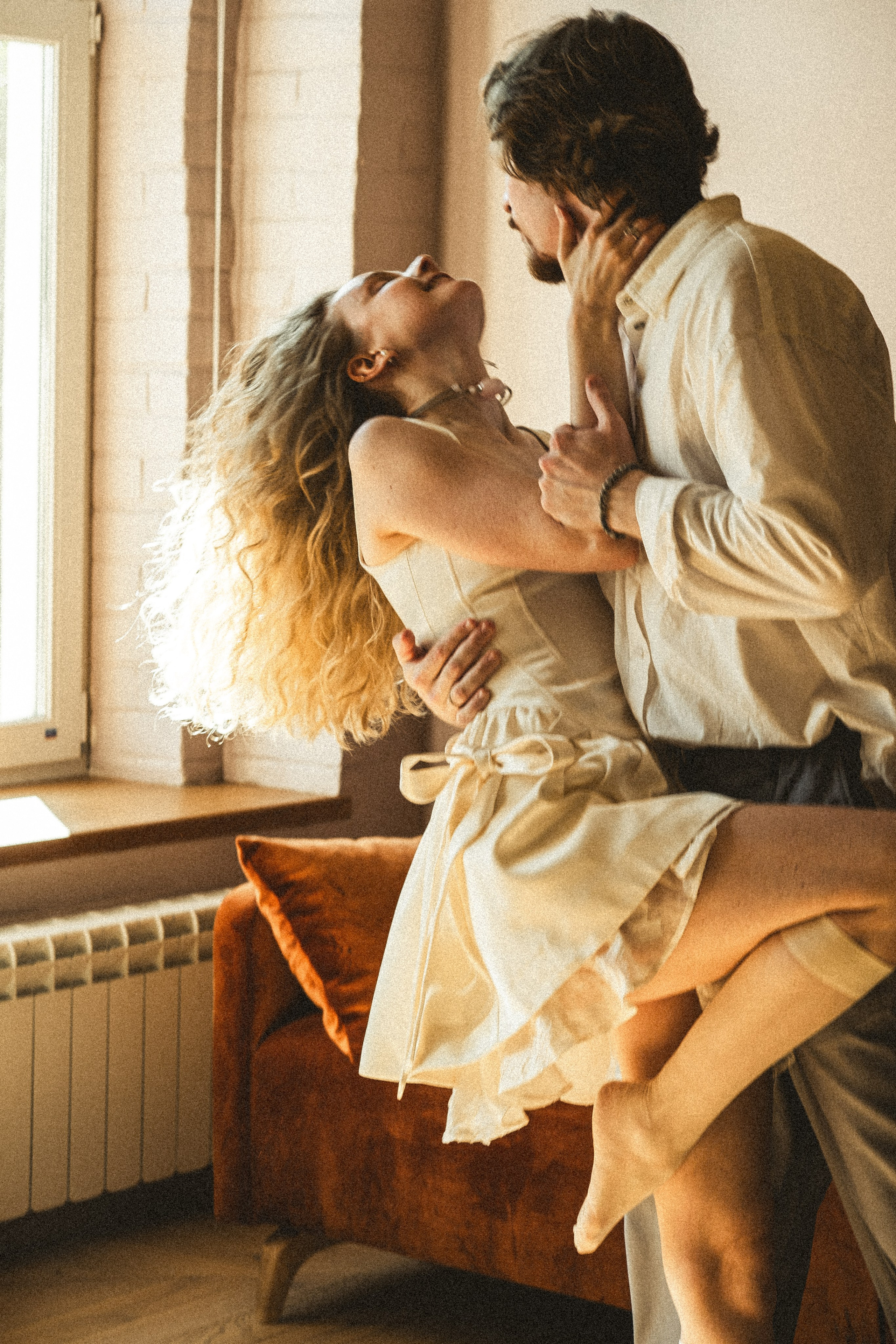 СВАДЕБНАЯ ПРОГУЛКА ПО ПЕТРОГРАДКЕ ВЕСНОЙ. СВАДЕБНАЯ ФОТОСЕССИИЯ НА ПЕТРОГРАДКЕ. Профессиональный фотограф, Санкт-Петербург — Виктория Богомолова