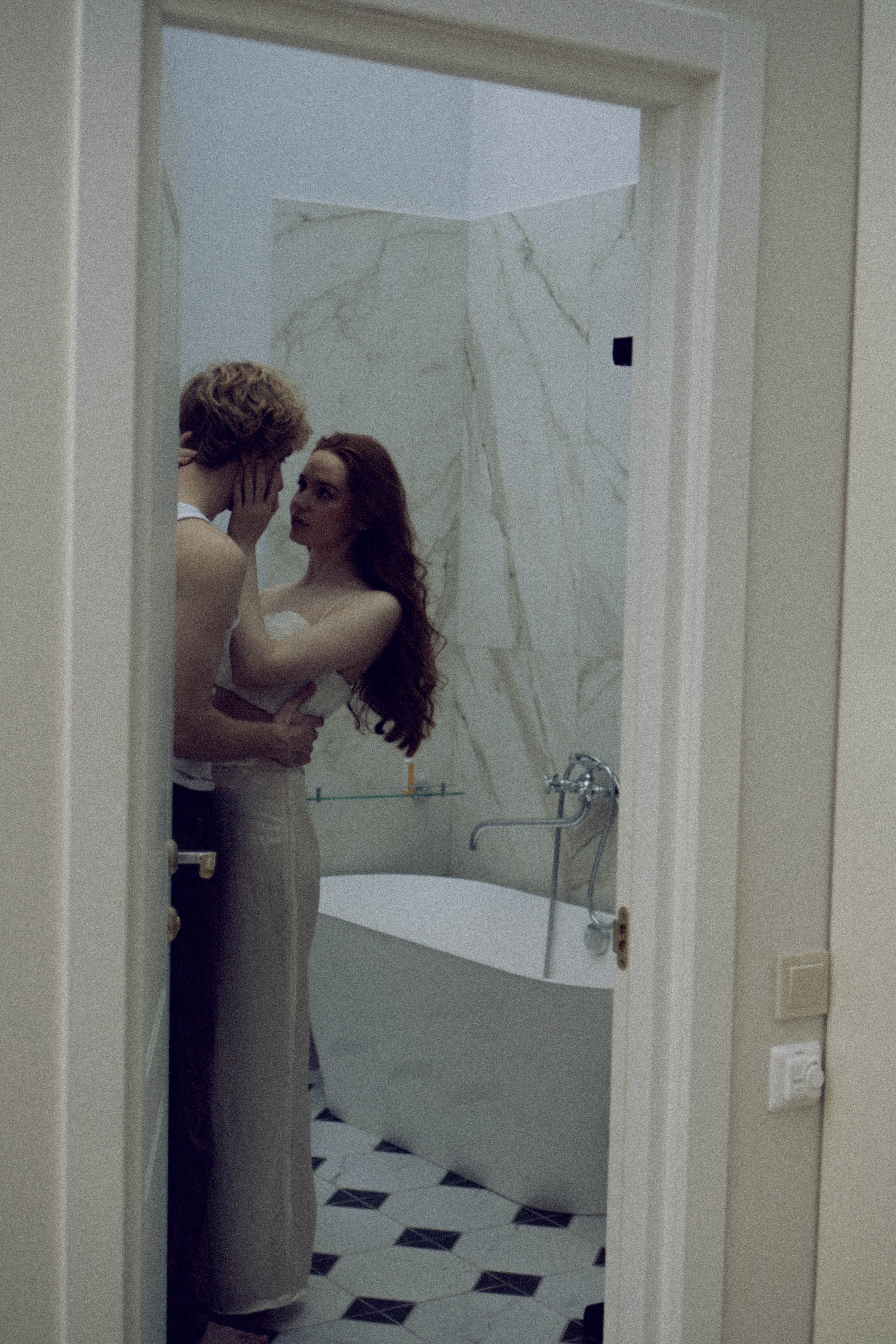 СВАДЕБНАЯ СЬЕМКА В ОТЕЛЕ. СБОРЫ ЖЕНИХА И НЕВЕСТЫ И ТАКЖЕ ТОР И ПОДГОТОВКА К ПРОГУЛКЕ. Профессиональный фотограф, Санкт-Петербург — Виктория Богомолова