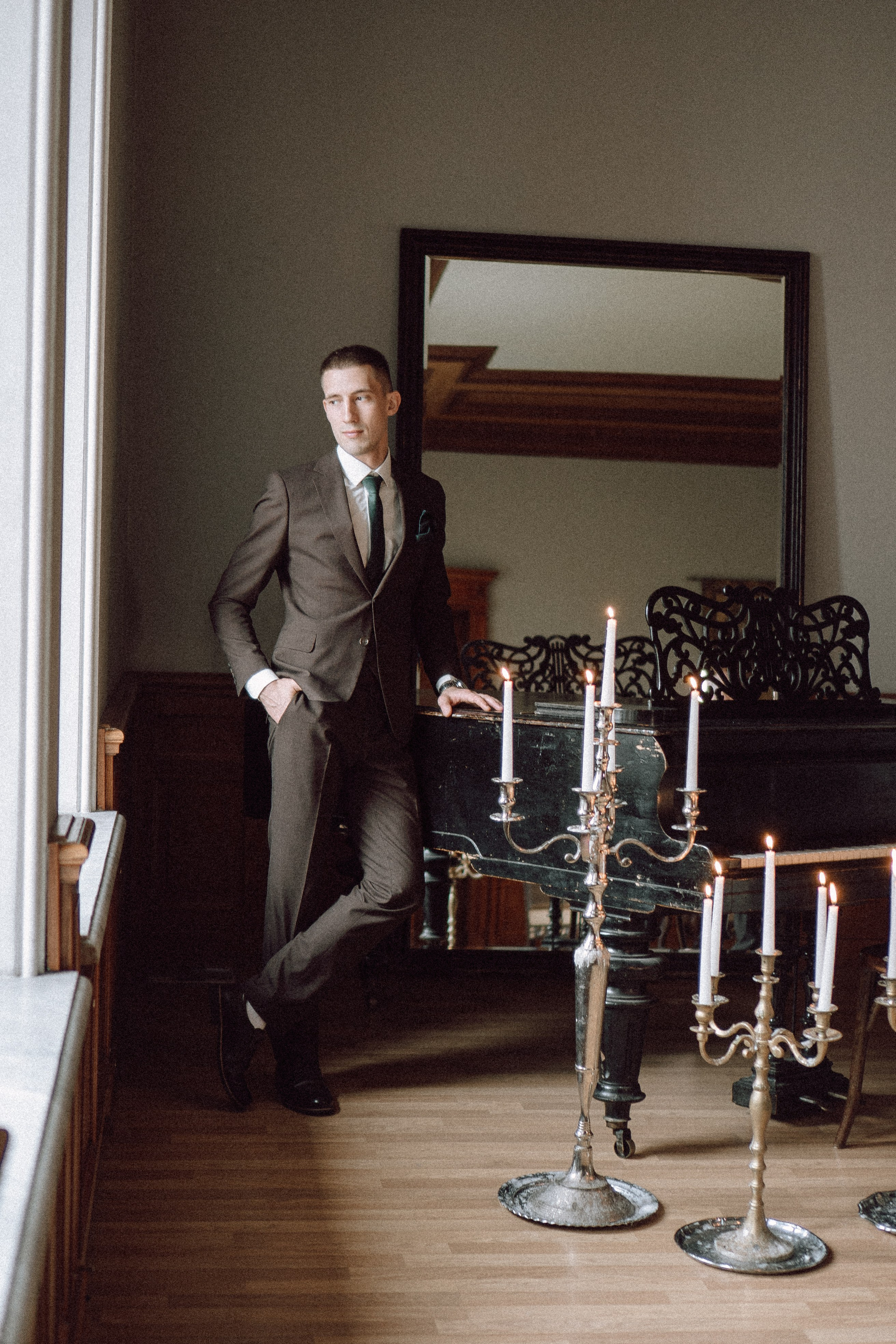 СВАДЕБНАЯ ПРОГУЛКА В САНТК-ПЕТЕРБУРГЕ (ИСАКИЕВСКИЙ СОБОР, ЗИМНЯЯ КАНАВКА, ЭРМИТАЖ И БОЛЬШАЯ МОРСКАЯ УЛИЦА). Профессиональный фотограф, Санкт-Петербург — Виктория Богомолова