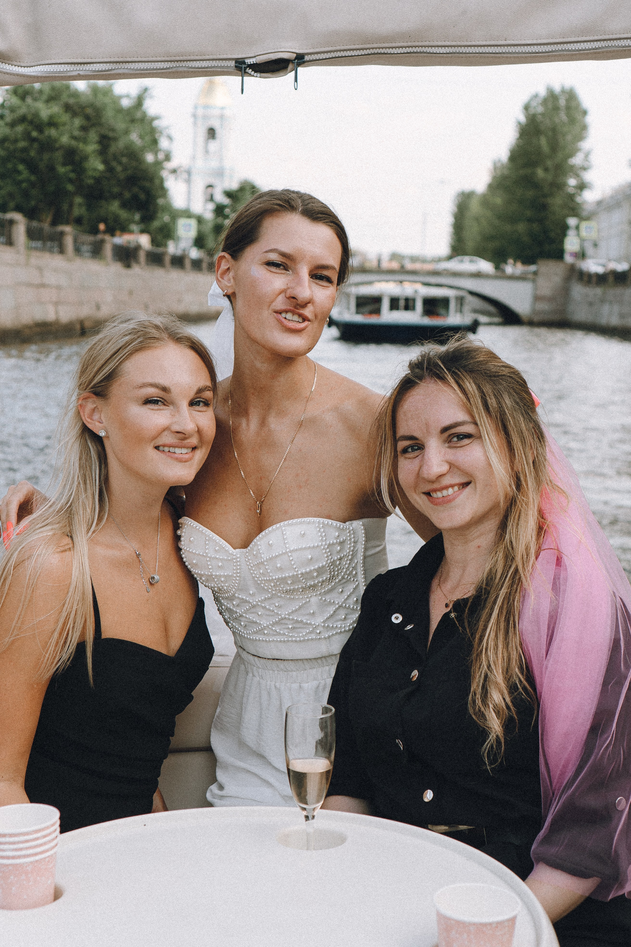 ДЕВИЧНИК НА КАТЕРЕ. Профессиональный фотограф, Санкт-Петербург — Виктория Богомолова