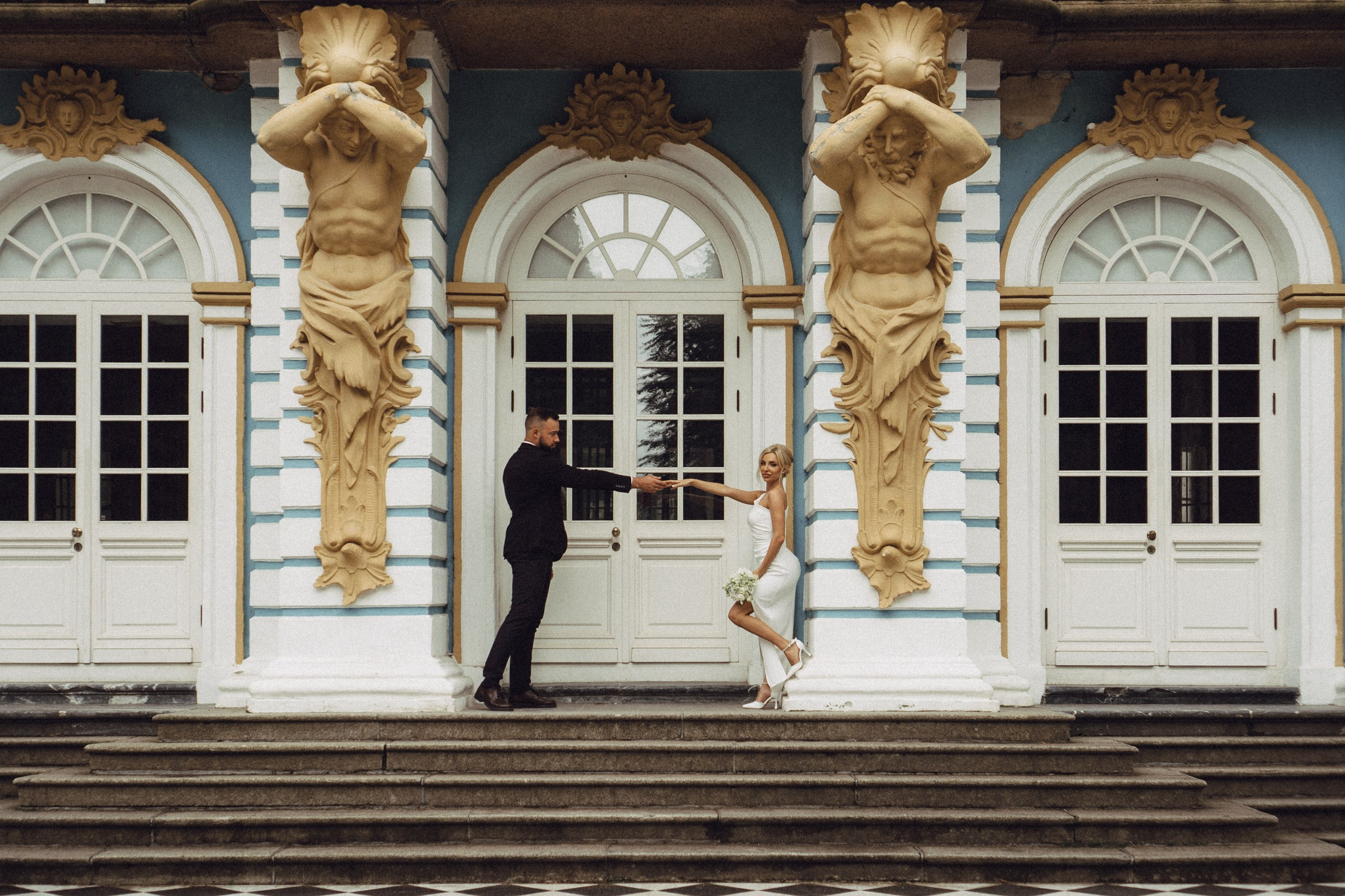 СВАДЕБНАЯ ИСТОРИЯ В ГОРОДЕ ПУШКИН ВОЗЛЕ ЕКАТЕРИНИНСКОГО ДВОРЦА И В ПАРКЕ. Профессиональный фотограф, Санкт-Петербург — Виктория Богомолова