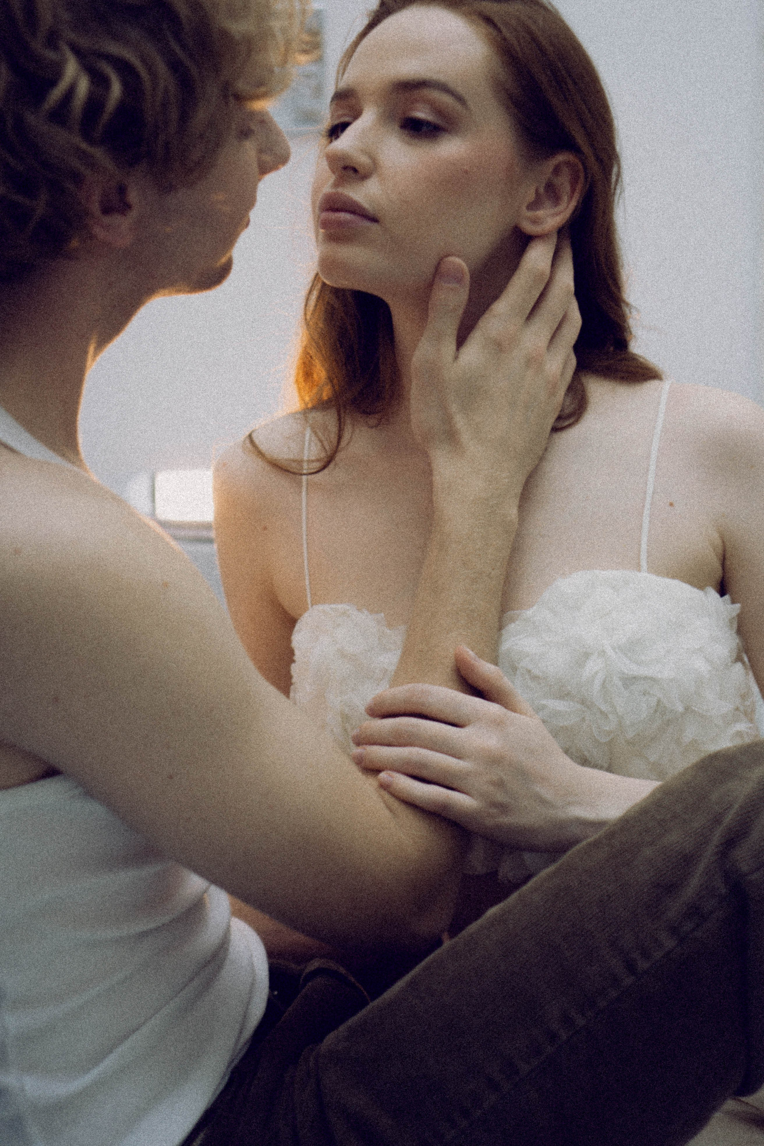 СВАДЕБНАЯ СЬЕМКА В ОТЕЛЕ. СБОРЫ ЖЕНИХА И НЕВЕСТЫ И ТАКЖЕ ТОР И ПОДГОТОВКА К ПРОГУЛКЕ. Профессиональный фотограф, Санкт-Петербург — Виктория Богомолова