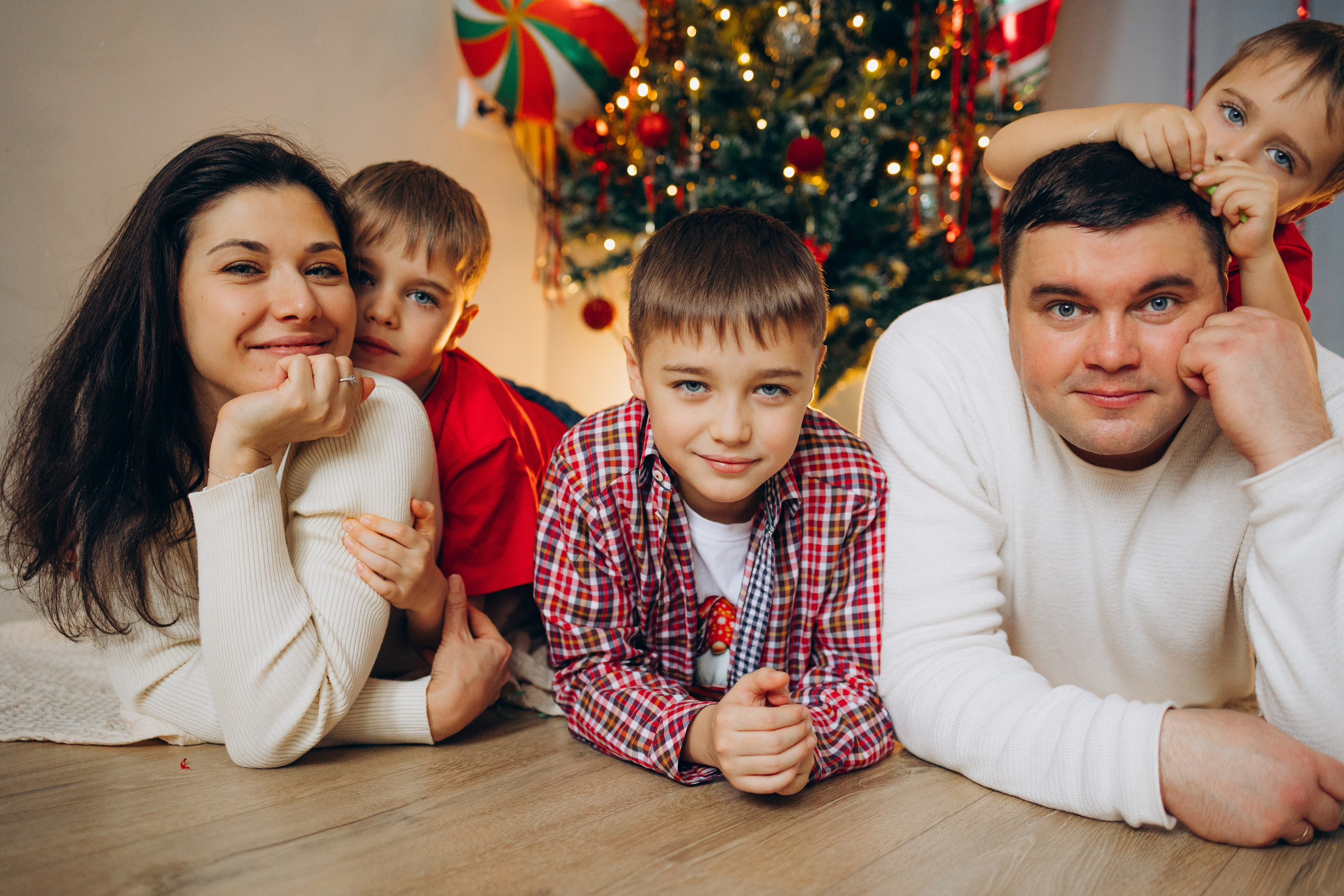 Семья — это тепло объятий и свет улыбок!. Фотограф Москва Светлана Кирюшина