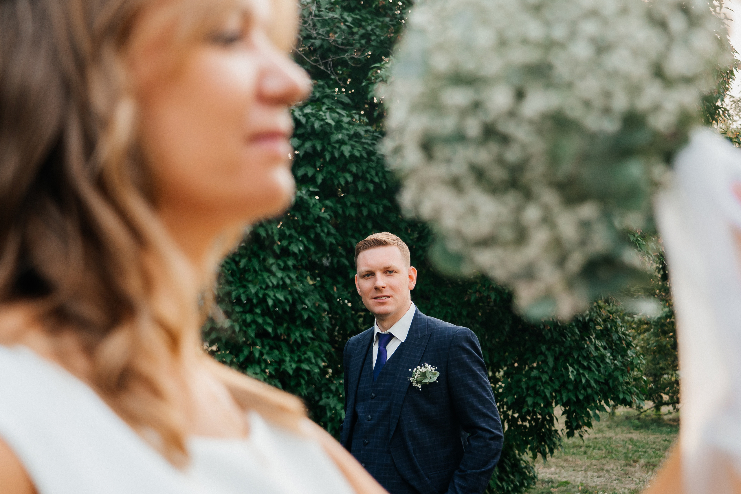 Свадебная фотосессия на крыше Москва-сити. Свадебный и репортажный фотограф-видеограф Москва и Московская область