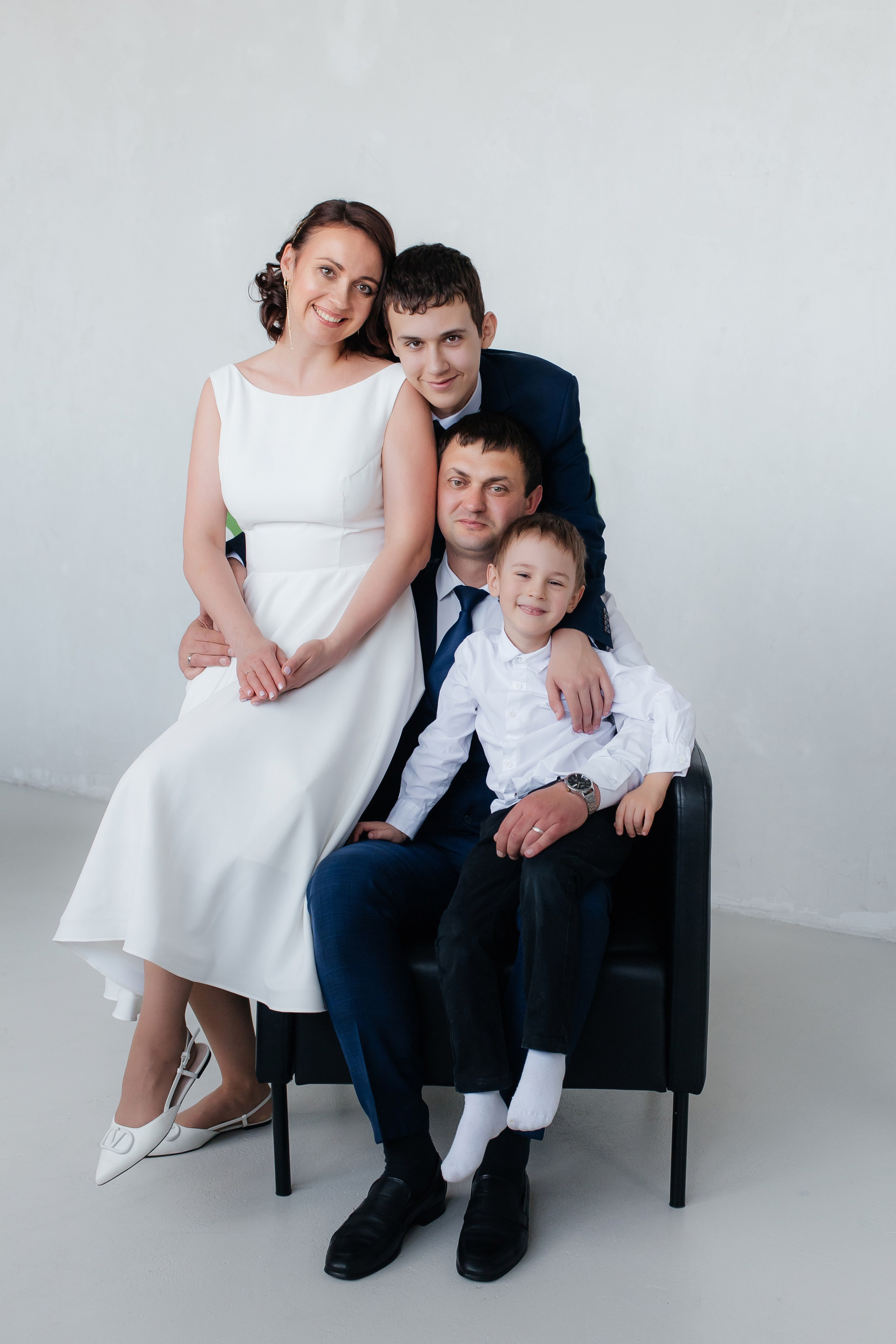 Свадебная фотосессия Анастасии и Виктора. Женский фотограф в Оренбурге Ирина Заводчикова