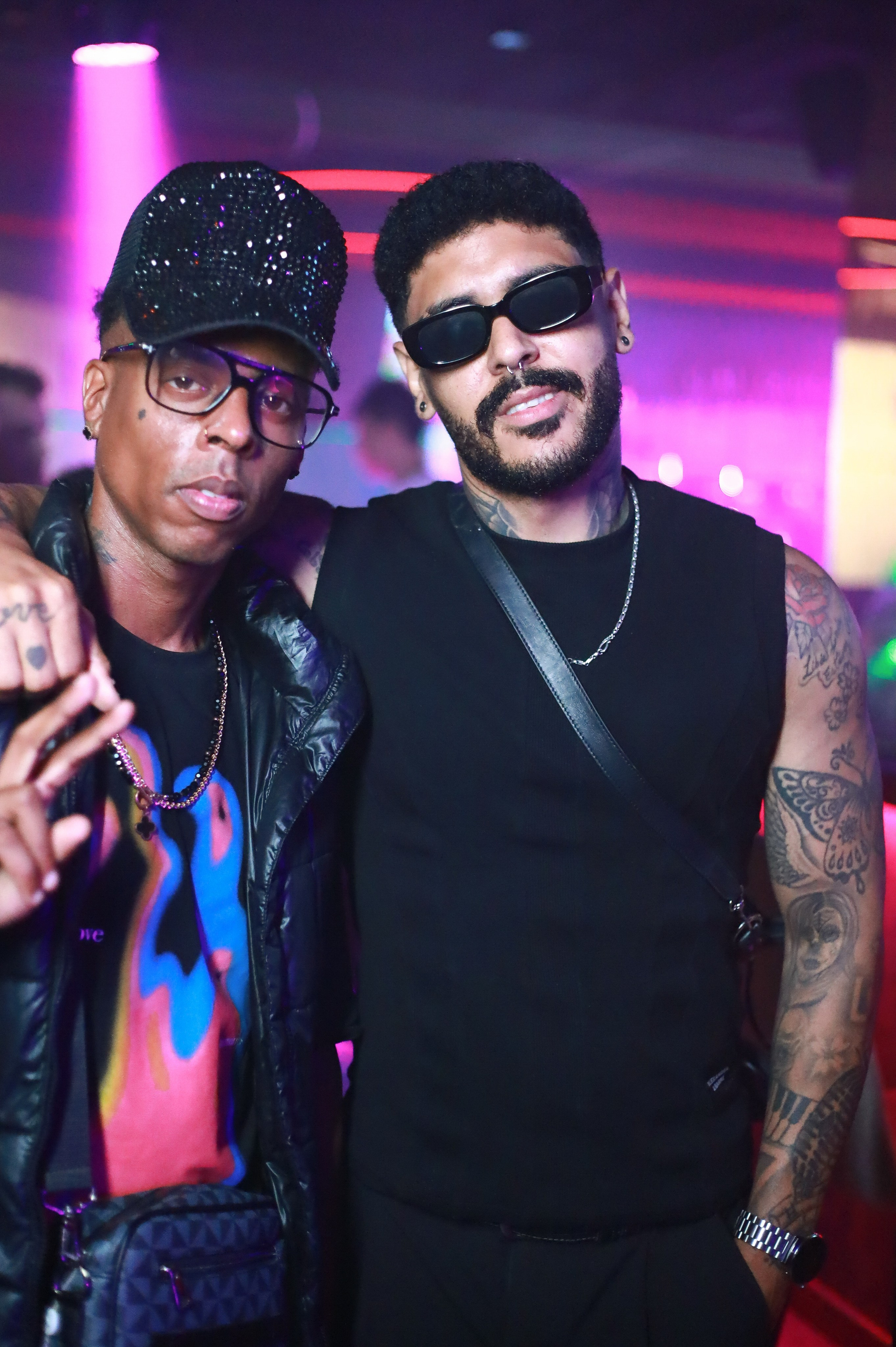 Клуб Резиденция лучшее. Контакты