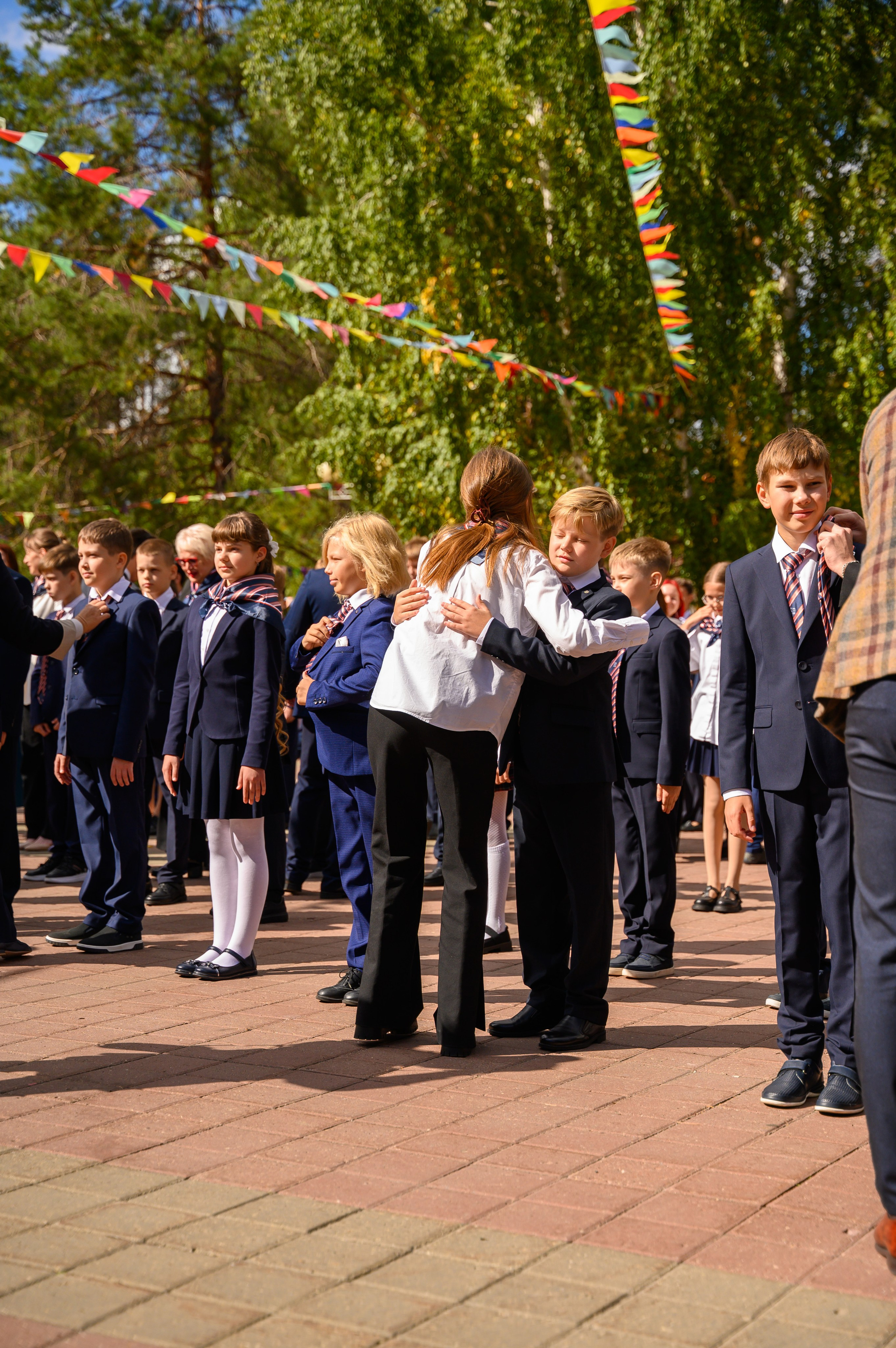 1 сентября линейка ФМШ. Фотограф новорожденных, семейный детский в Тюмени Татьяна Морозова