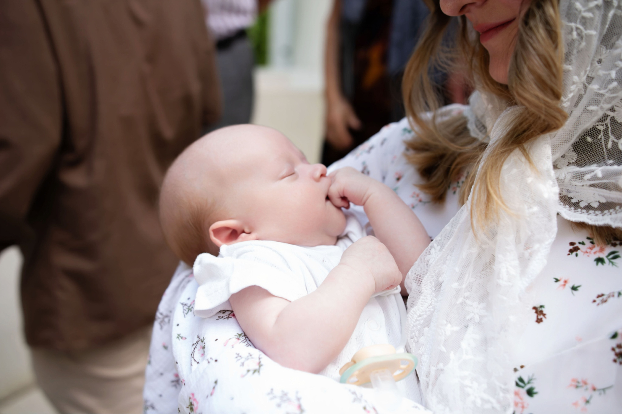 Крещение Амелии. Храм Рождества Христова в с. Михалево. Семейный и детский фотограф Анна Петракова