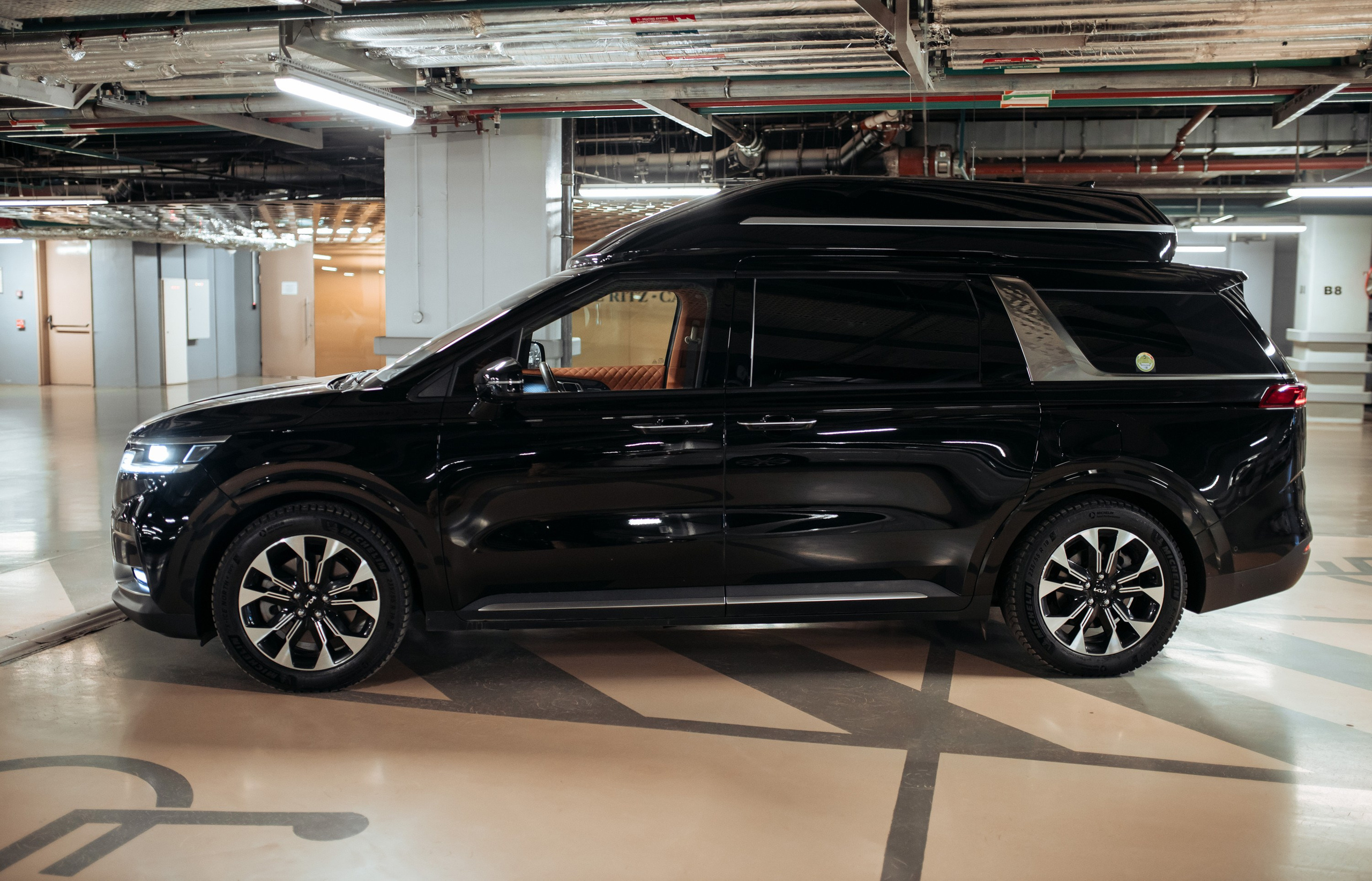 Kia Carnival. Фотограф в Астане