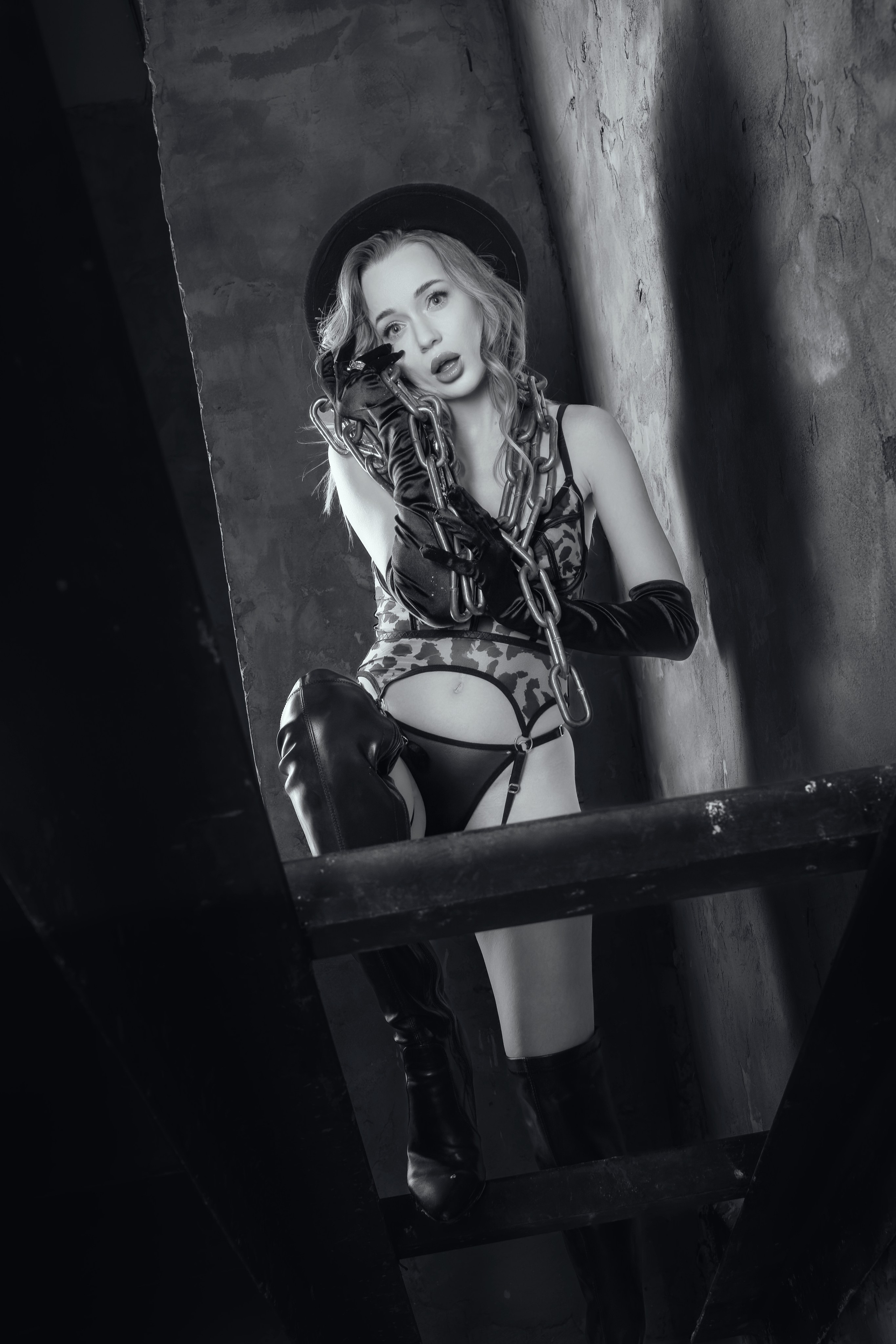 Фотограф в жанре NU ART- BOUDOIR