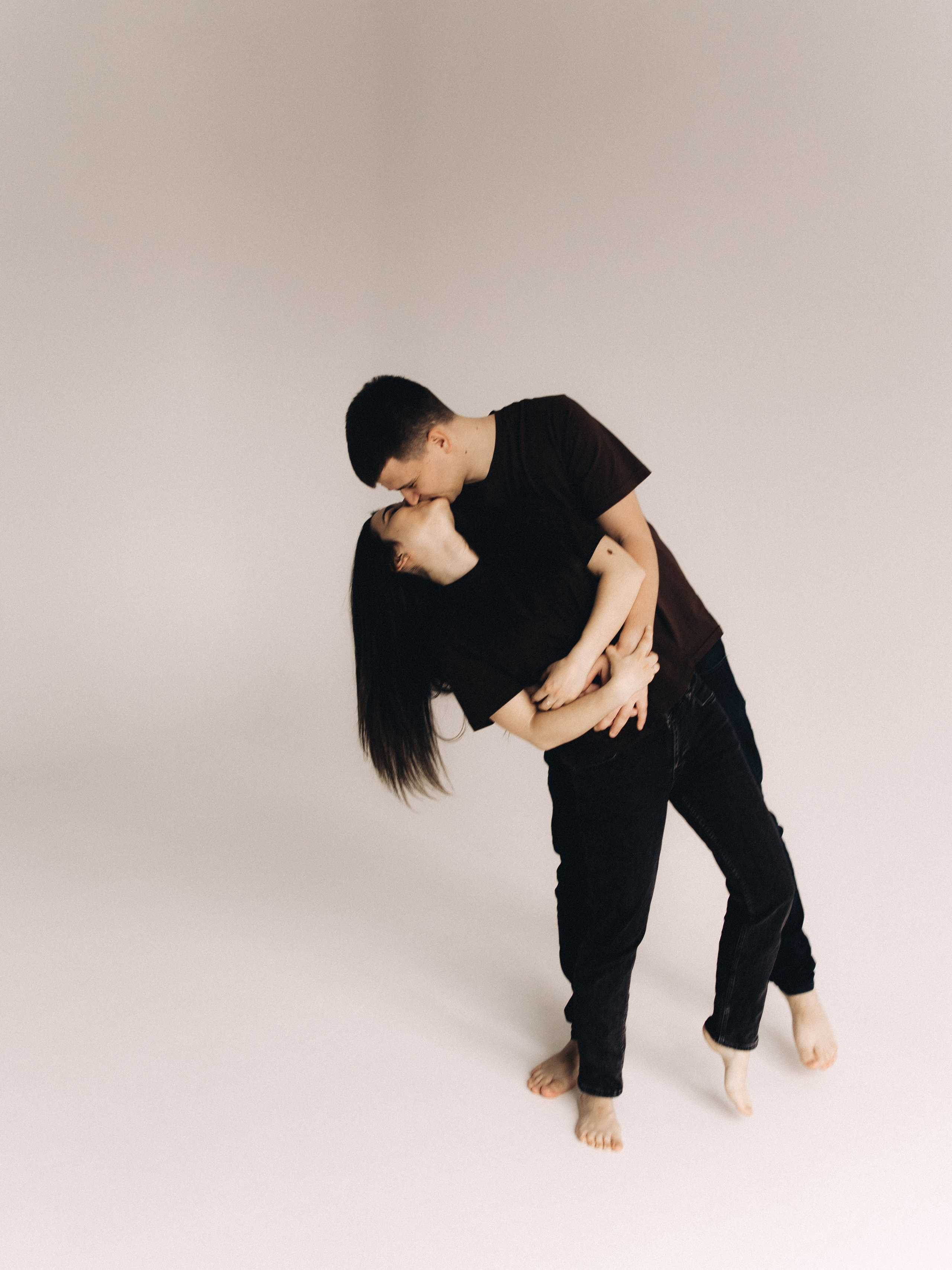 Захар и Галя. Минимализм. Семейный фотограф в Краснодаре Храмова Анна