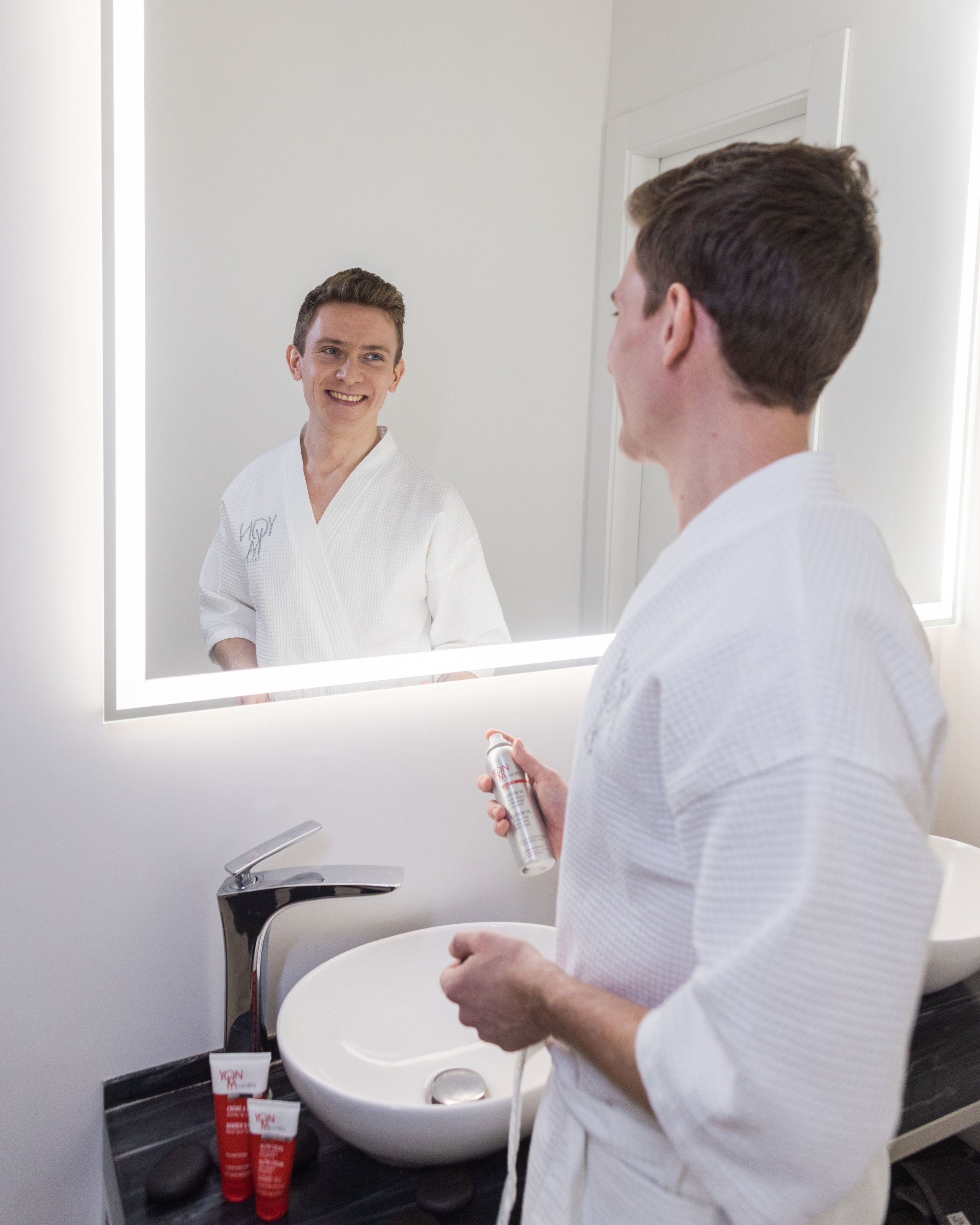 YONKA. Игорь Березин — фотограф в Москве. Мужские портреты и коммерческая съёмка