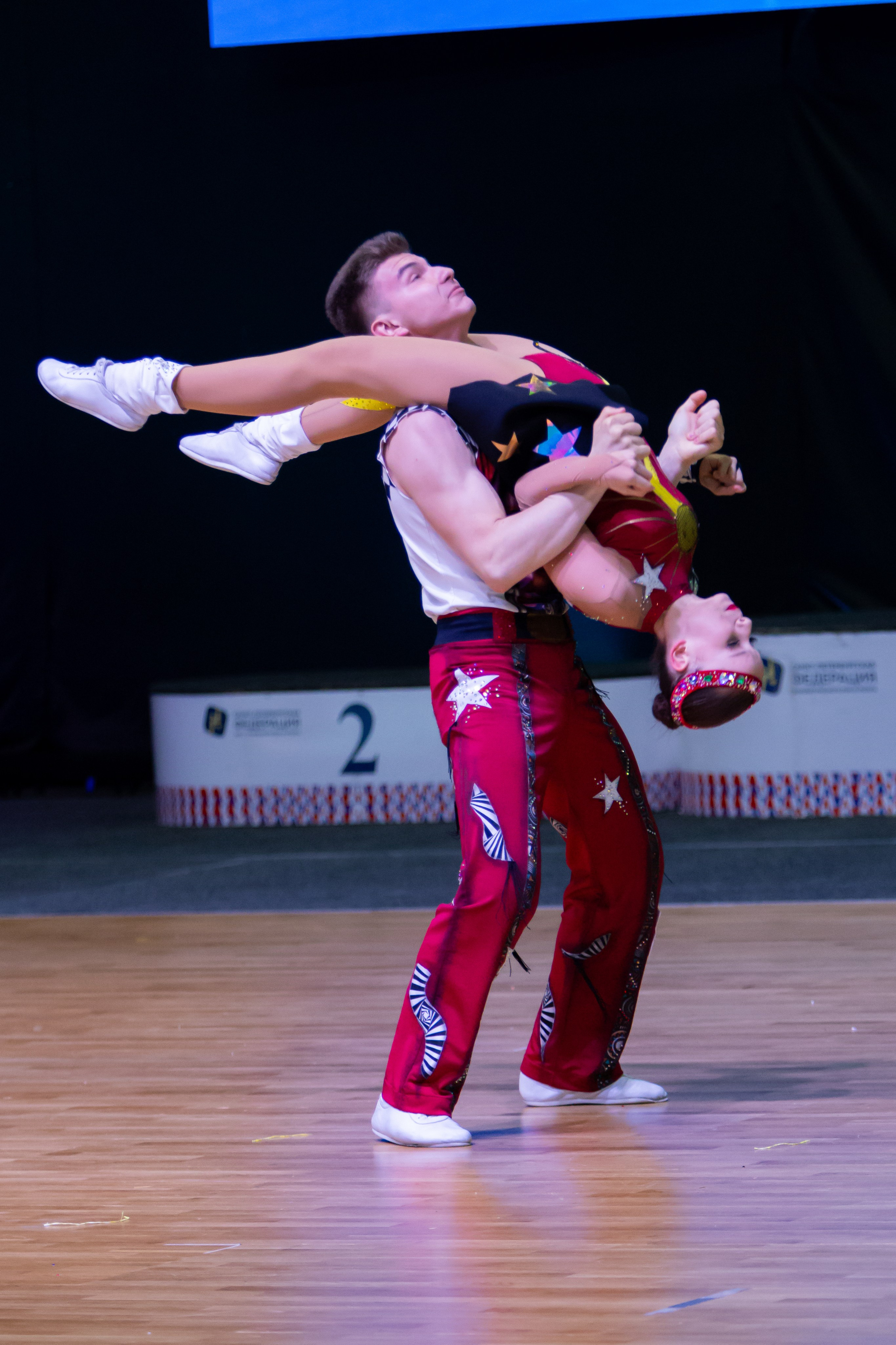 Акробатический рок-н-рол. Спортивная съемка Мария Царфати