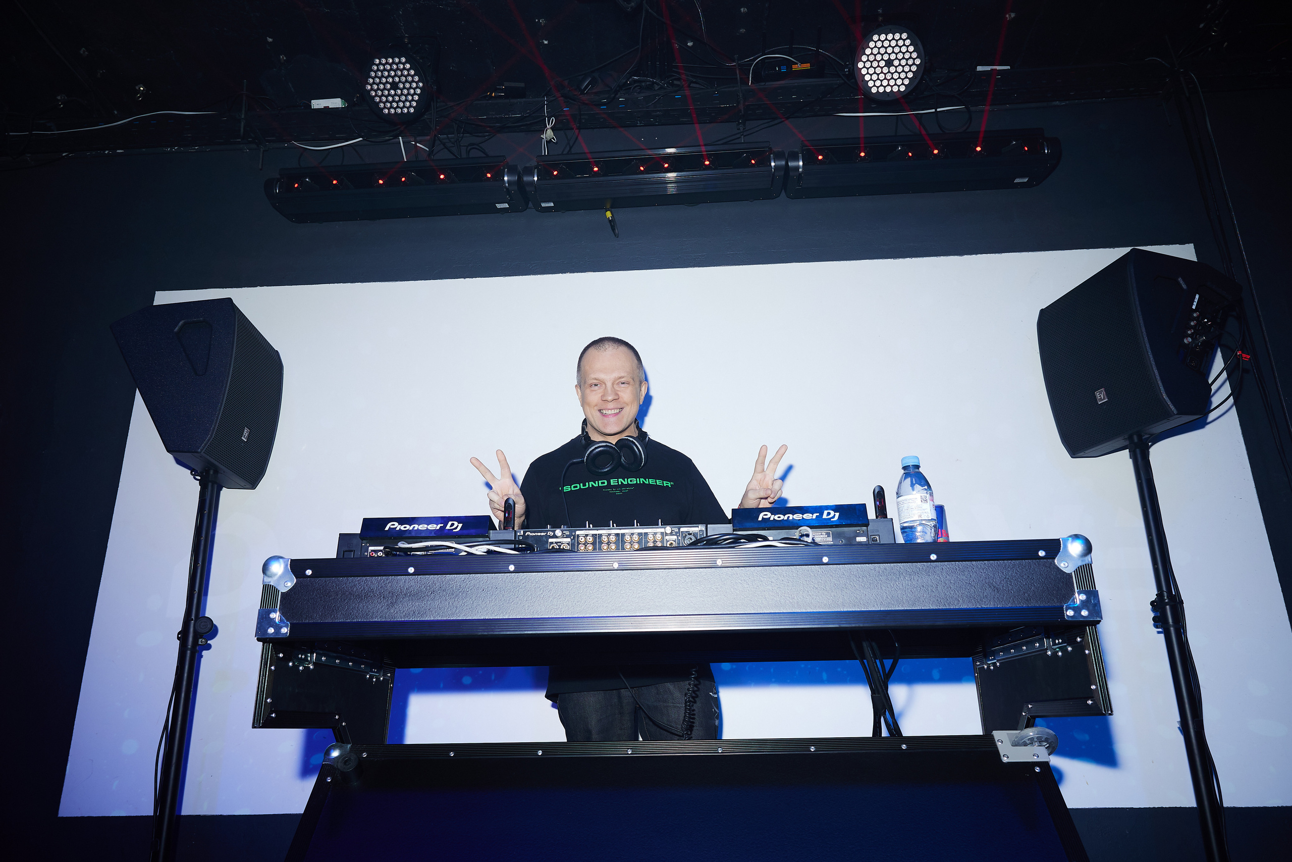 Выступление DJ GROOVE в Тюмени. Bullwarbar. Фотограф Денис Лесковский (Тюмень)