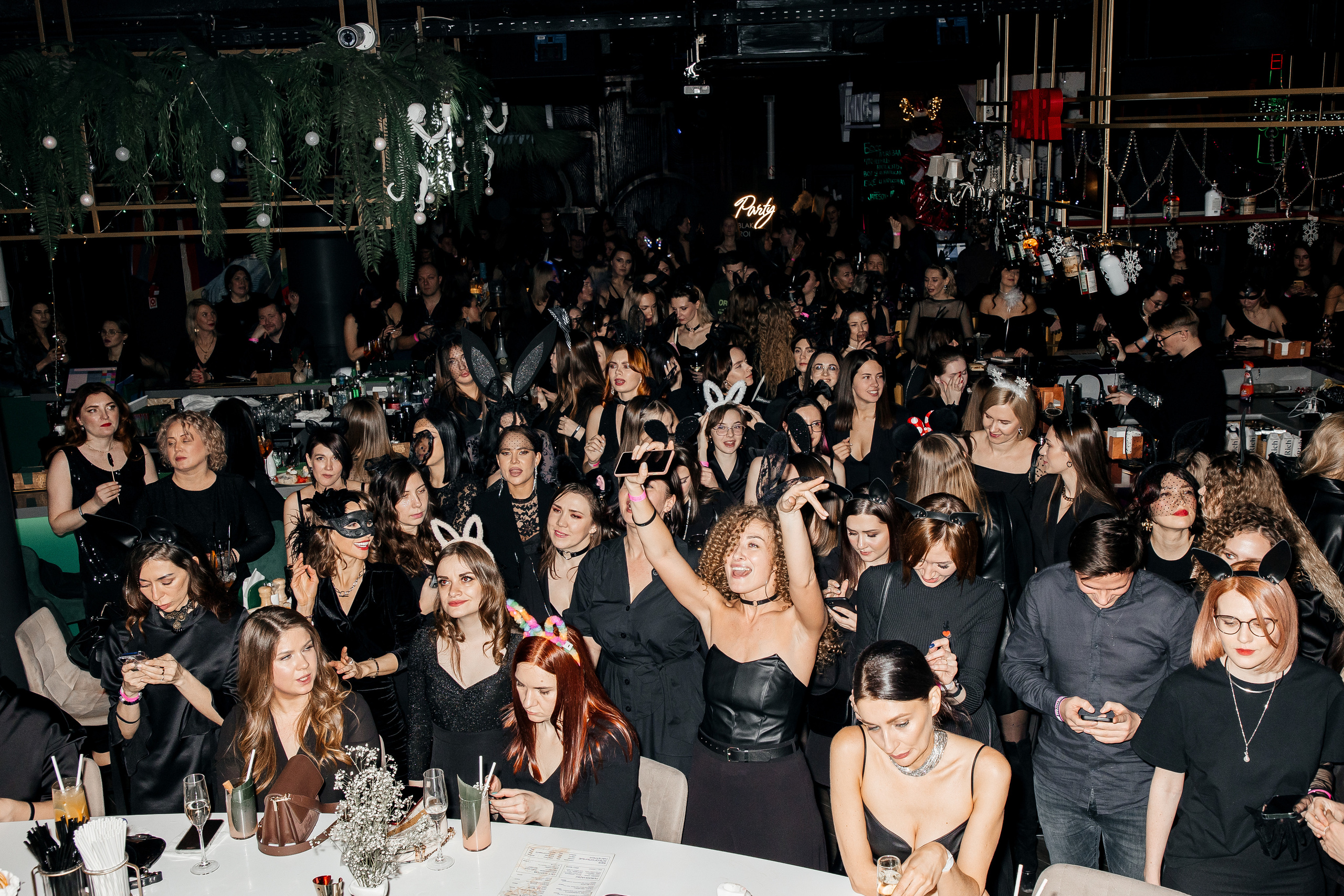 Новогодний корпоратив блогеров Тюмени БЛОГЕРАТИВ. Фотограф Денис Лесковский (Тюмень)