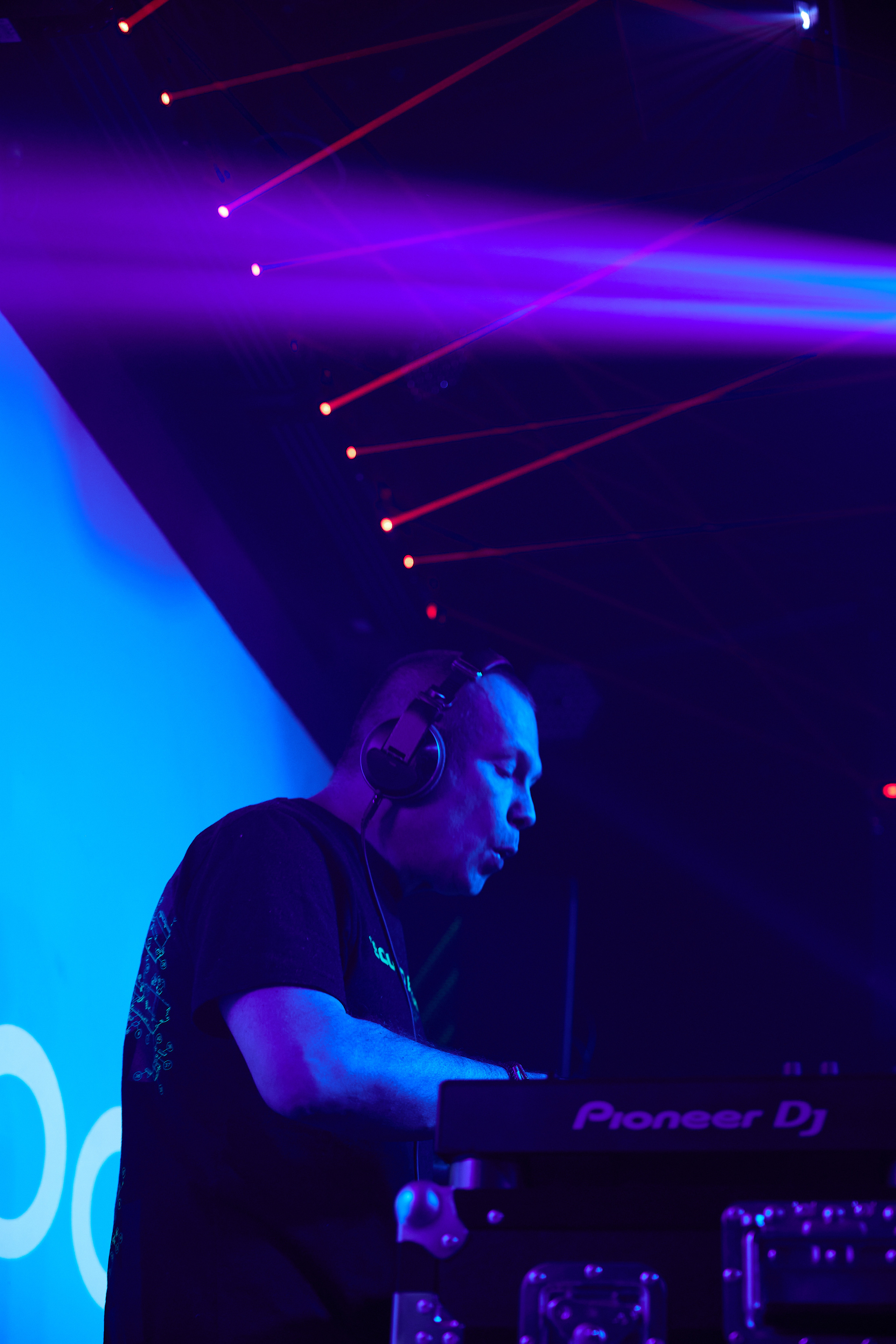 Выступление DJ GROOVE в Тюмени. Bullwarbar. Фотограф Денис Лесковский (Тюмень)