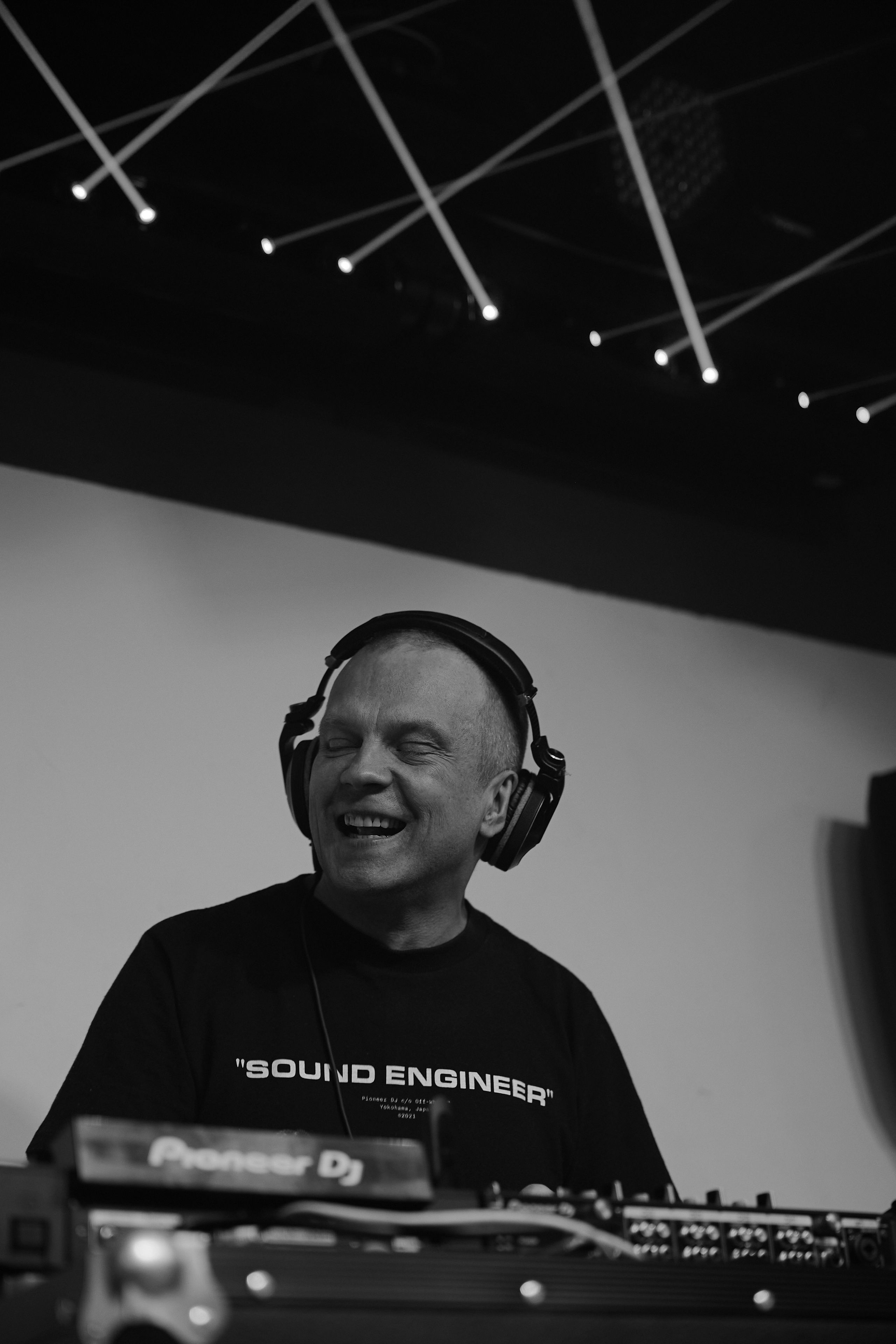 Выступление DJ GROOVE в Тюмени. Bullwarbar. Фотограф Денис Лесковский (Тюмень)