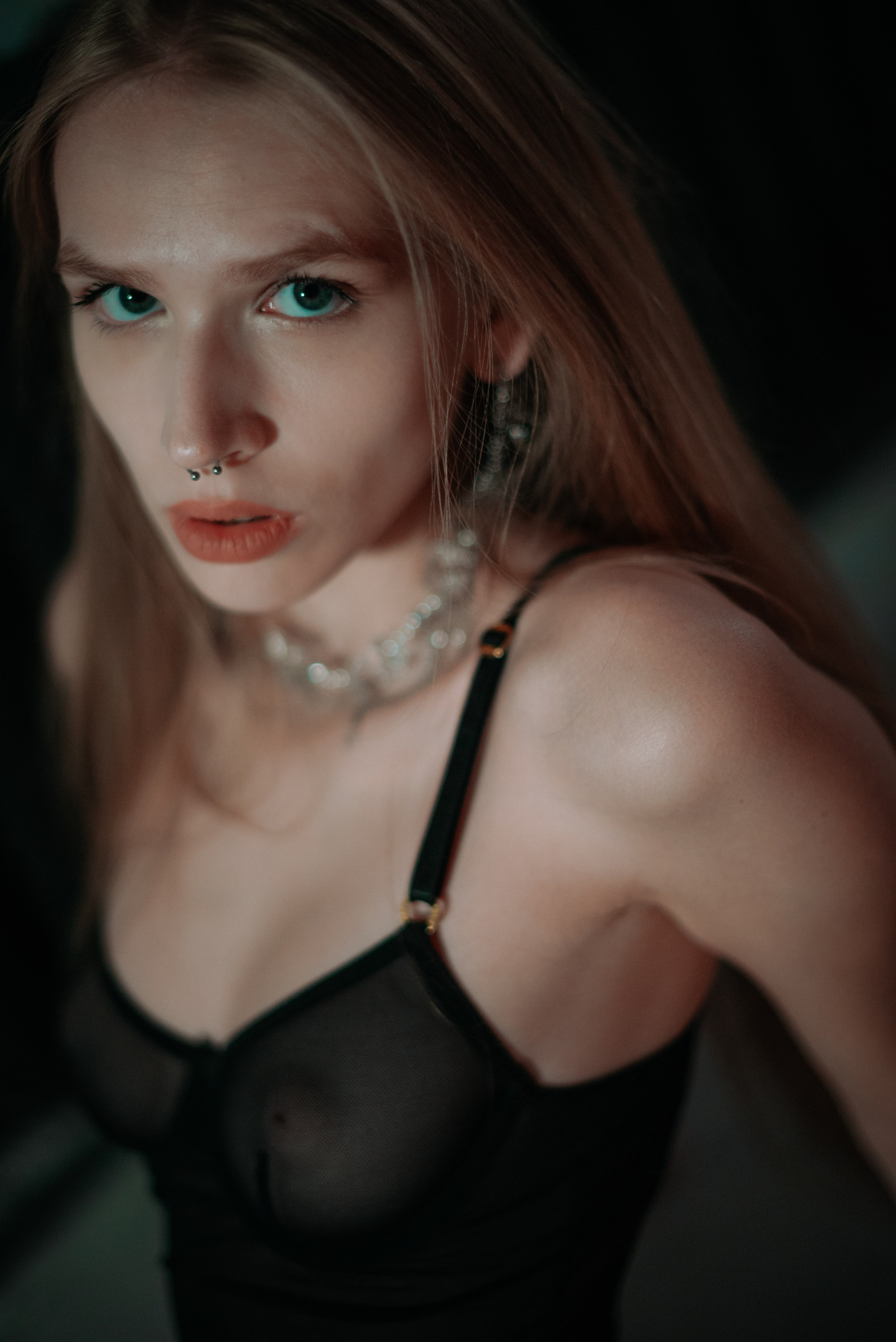 Елизавета. Женский фотограф. Создатель украшений ручной работы. Модель
