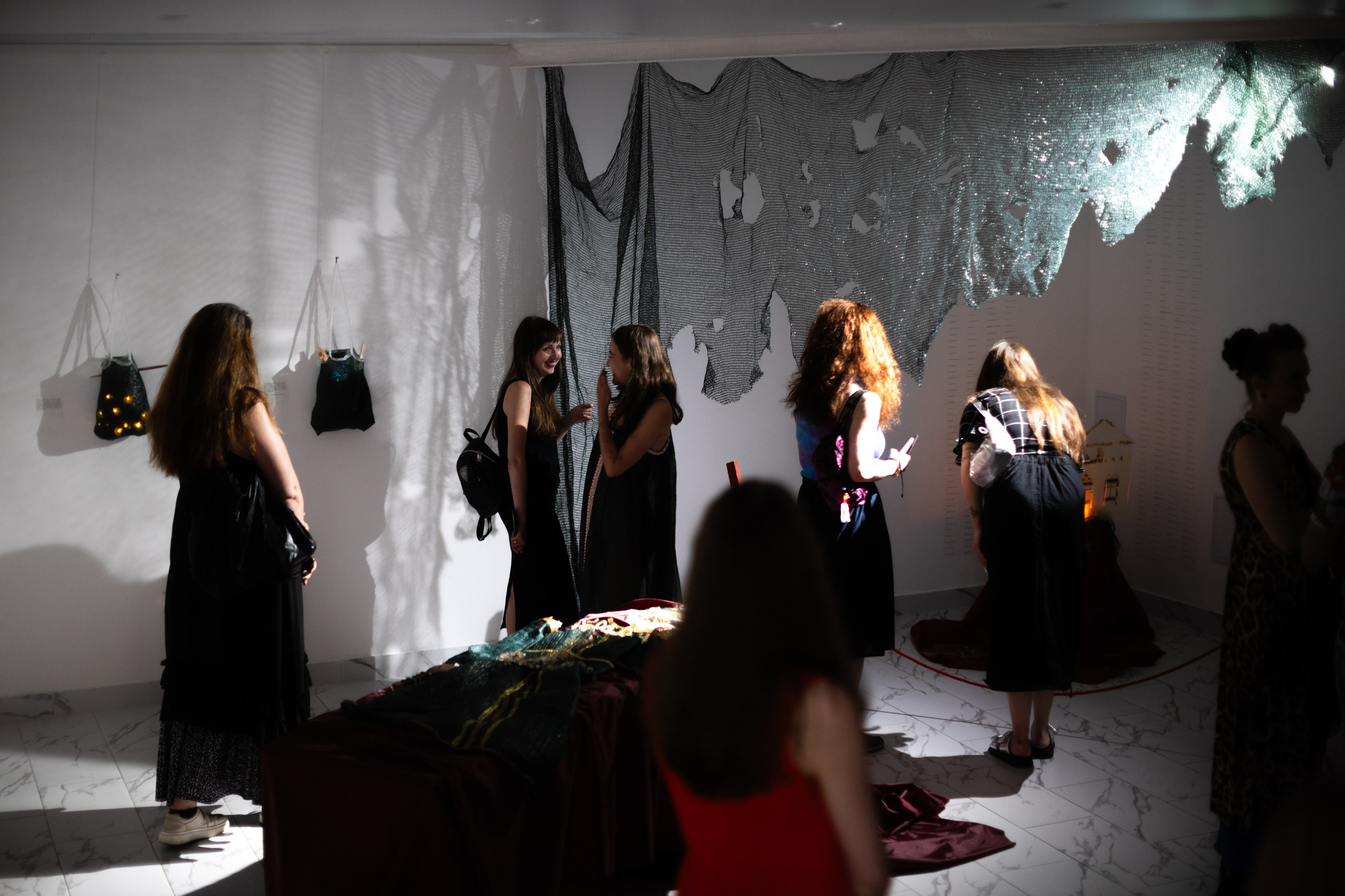 Выставка Ирины Иониной 2024. Фотограф Мария Немм