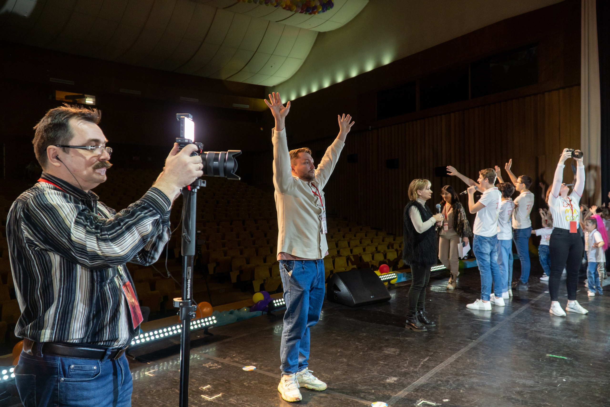 Съёмка концерта для Домисольки, большой концертный зал Космос. «Студия DRONAVT`s» — видеосъёмка и фотография г. Москва