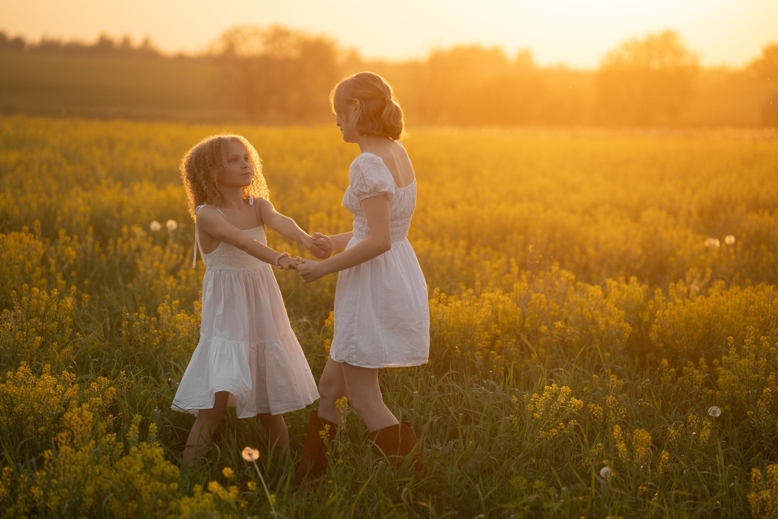 фотосессия детей летом, фотография детей фотосессия, сделать фотографию ребенка, детская фотосессия ребенка, фотосессия с ребенком, фотосессия в цвету, фотосессия с цветами, фотосессия в поле, фотосессия на закате, девичья фотосессия