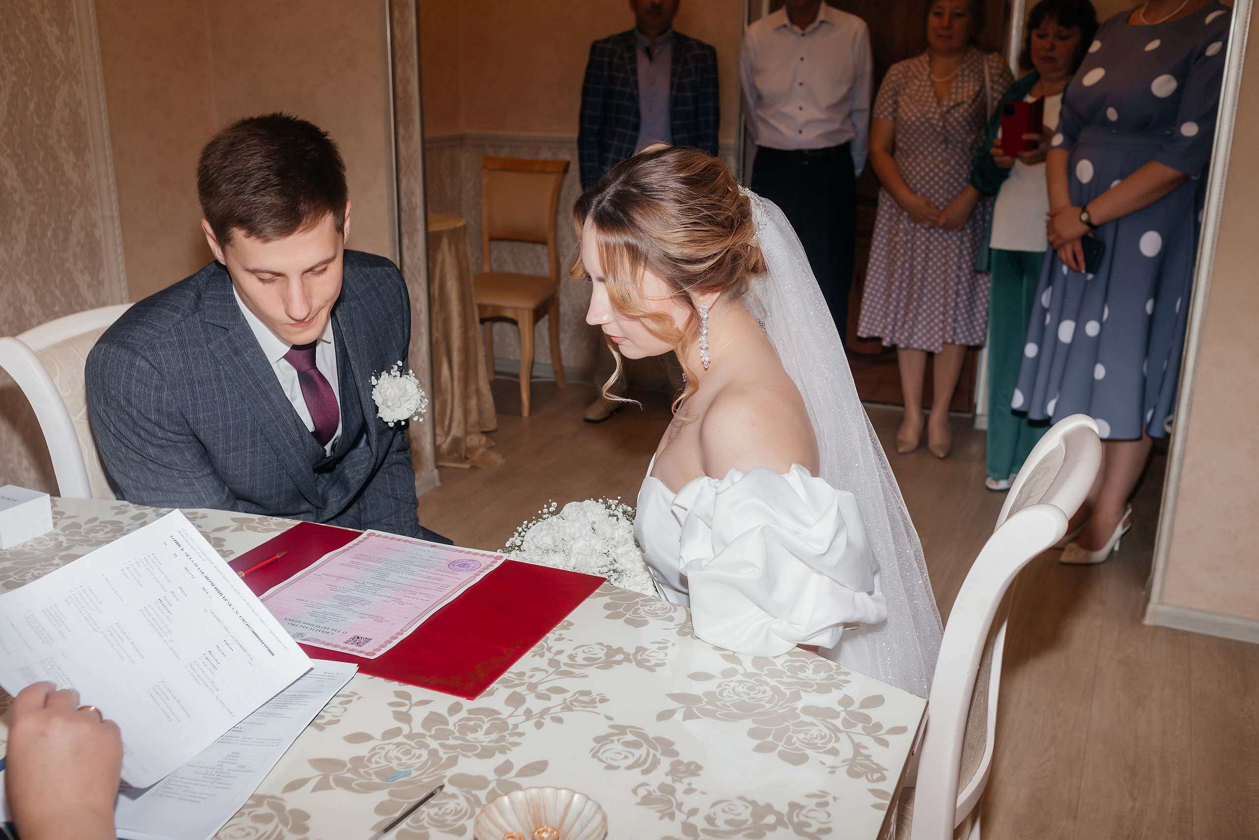 Как выбрать ЗАГС в Нижнем Новгороде: мини-гид с отзывами, плюсами и советами фотографа. Свадебный фотограф и фотограф Love-Store в Нижнем Новгороде Анастасия