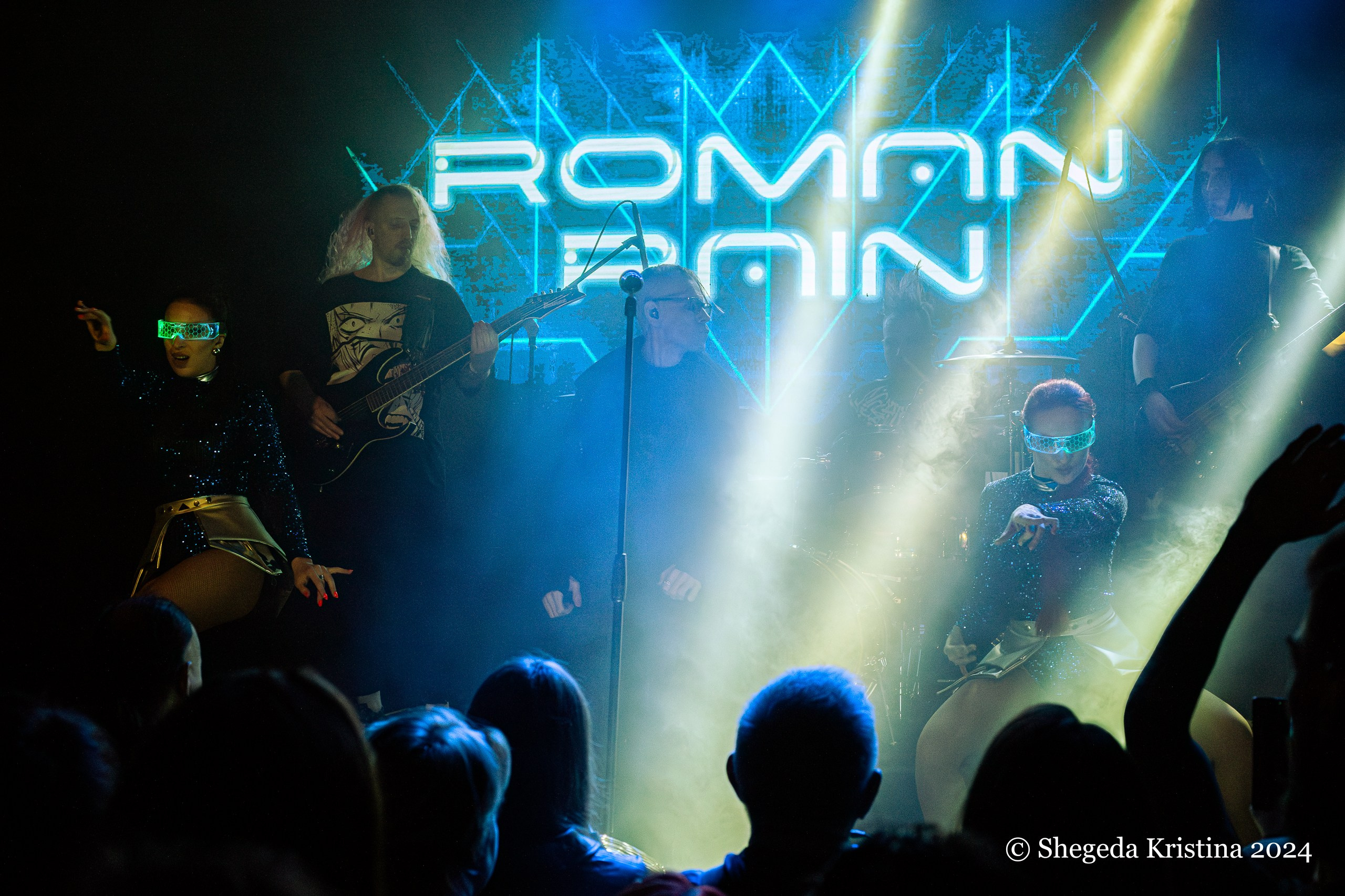 Roman Rain, концерт в клубе Serdce, Питер