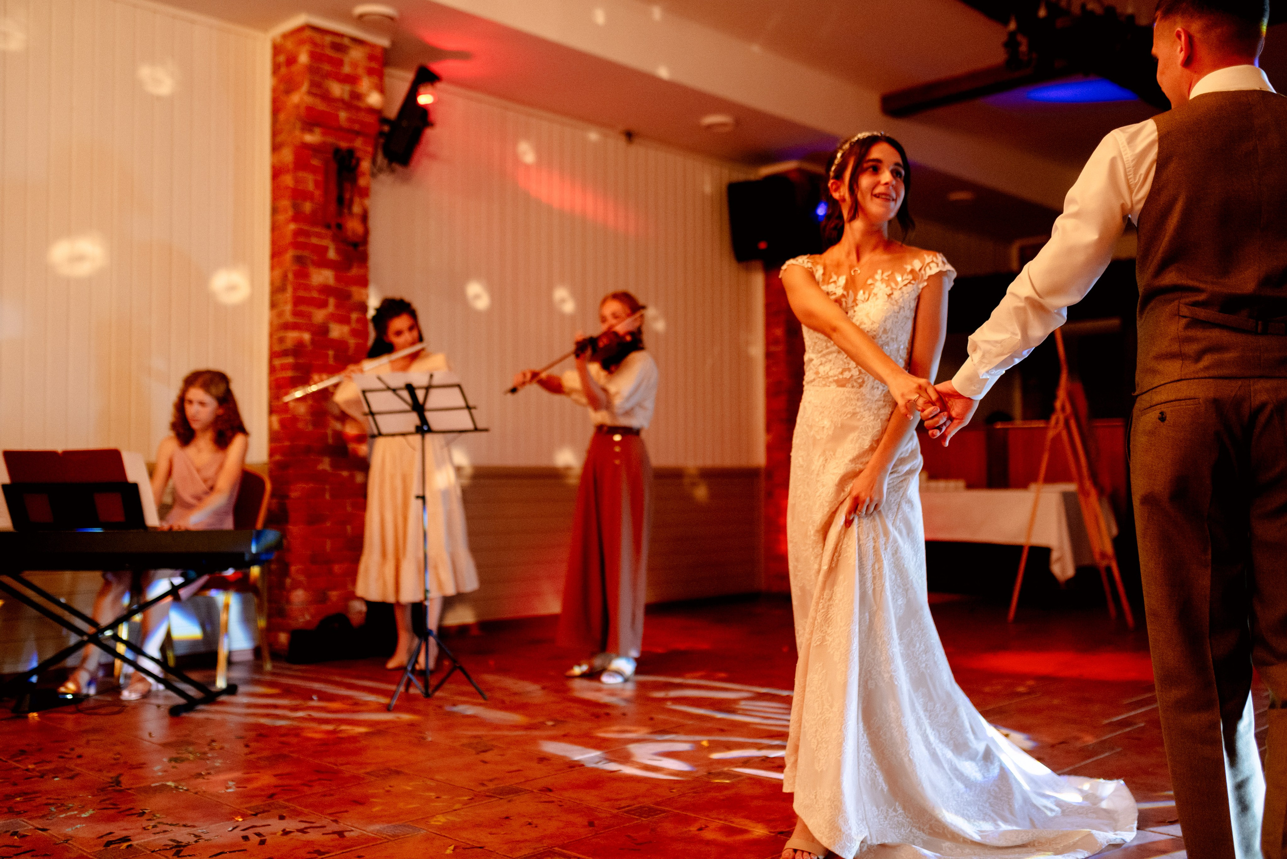 ЛАРА И АРТЕМ. Шашкова Вероника / Свадебный и семейный фотограф Москва и Ярославль