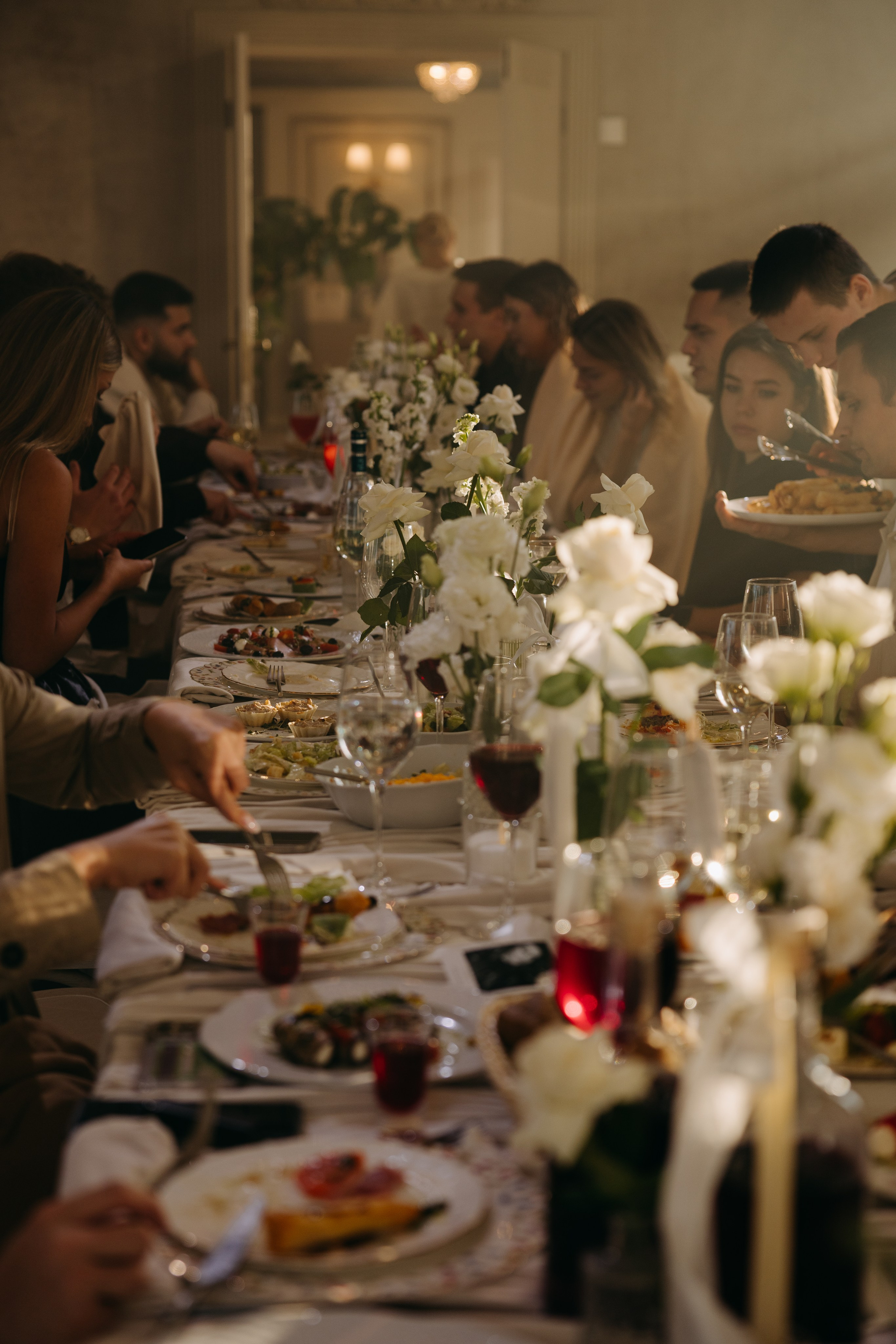 Утро в отеле Twelve Reasons и банкет в усадьбе Шелепаново. Свадебный фотограф Москва Анастасия Храмова