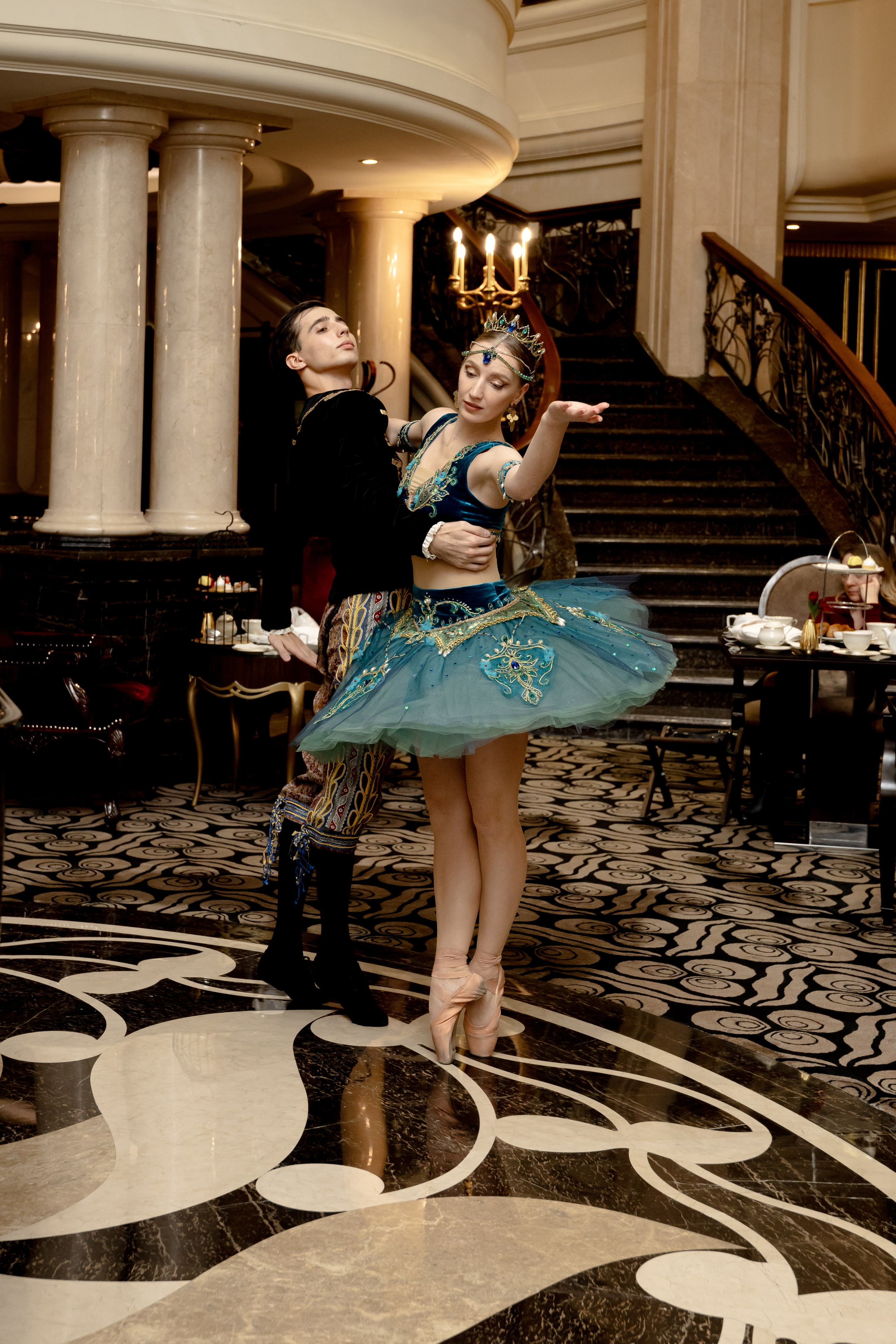 Чайная церемония в отеле «ST REGIS MOSCOW». Свадебный/Портретный фотограф снимаю в Москве