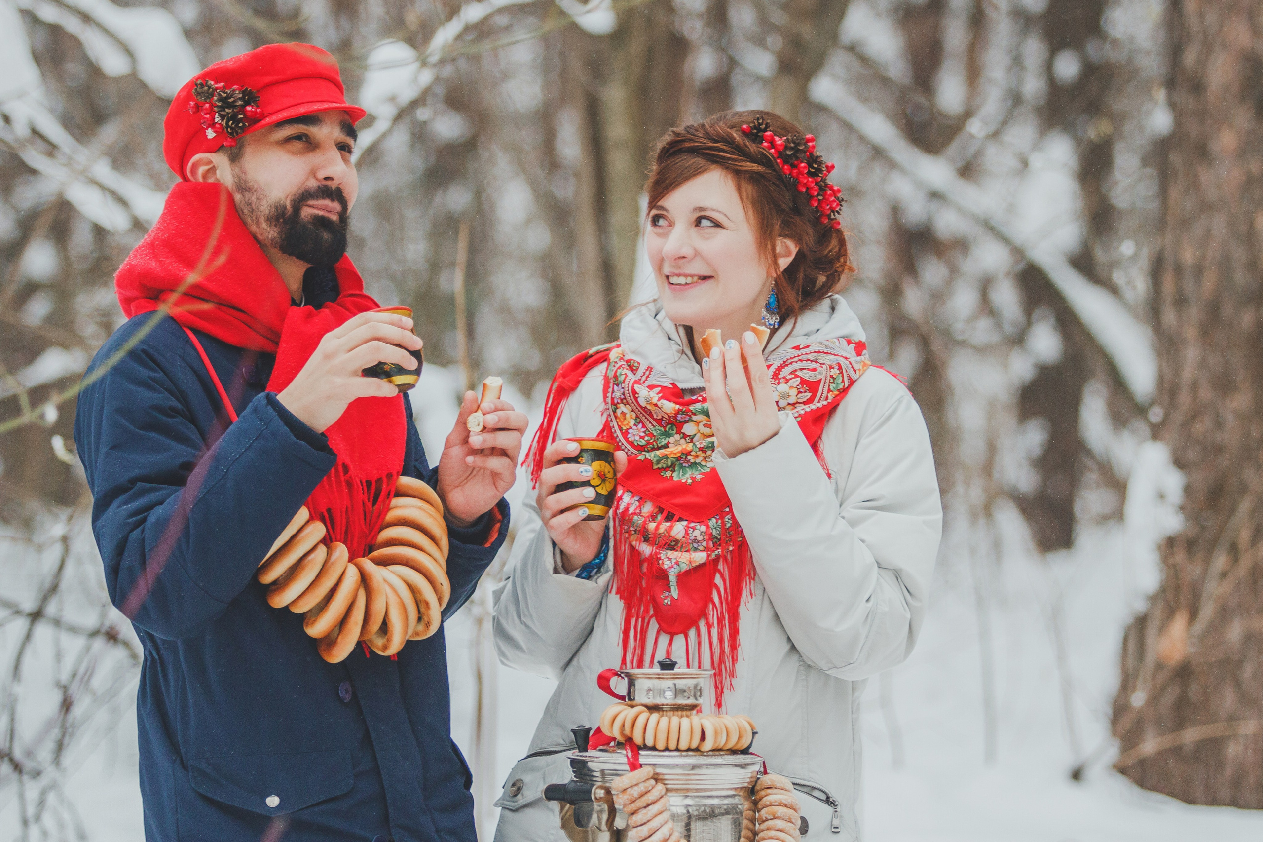 Свадебная фотосессия в русском стиле зимой. Семейный и детский фотограф в Москве Мария Быкова