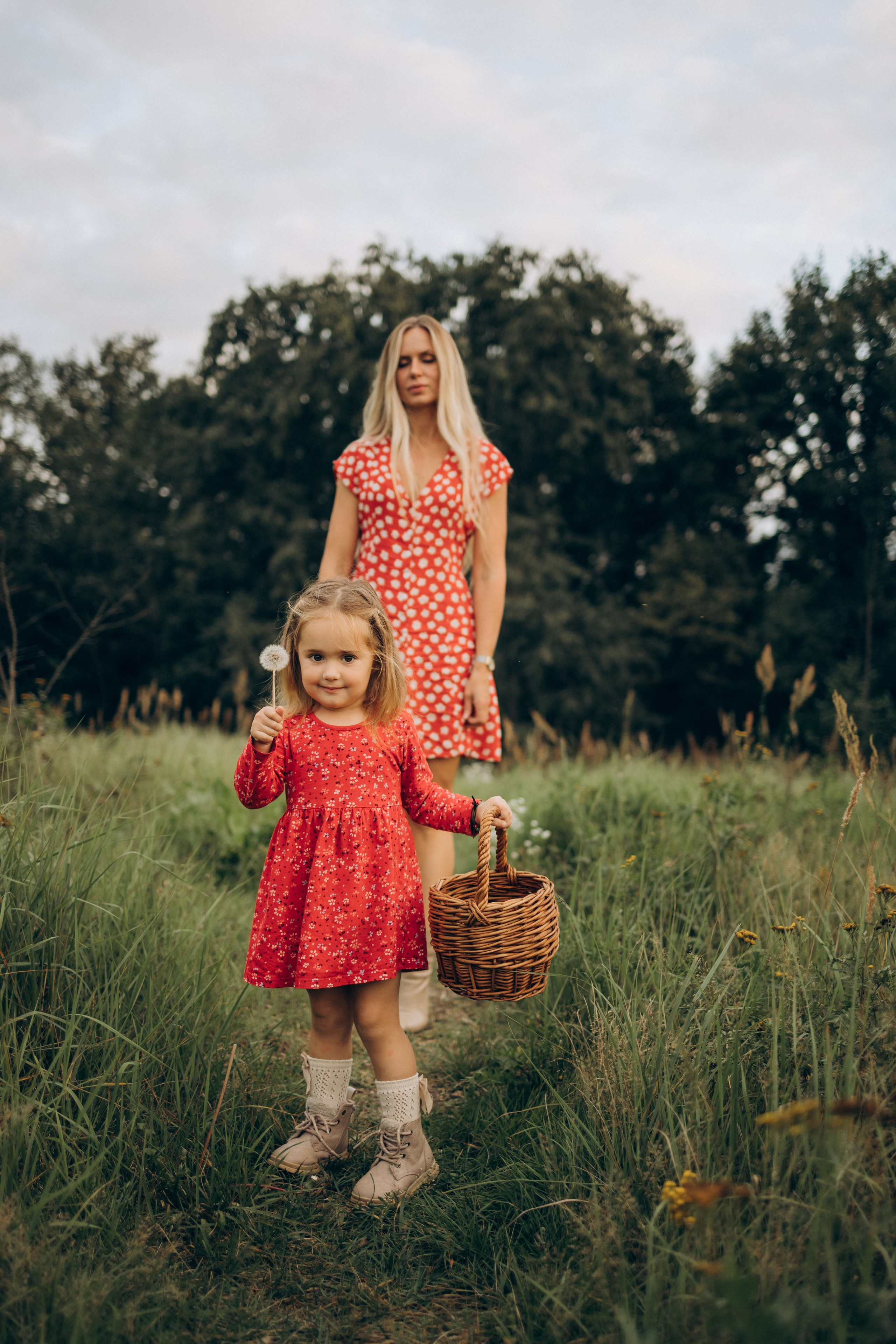 Мама и дочка (5.09.2025) г. Жуков (Калужская обл.). Надежда Стар семейный и церковный фотограф в Жукове и Калужской области