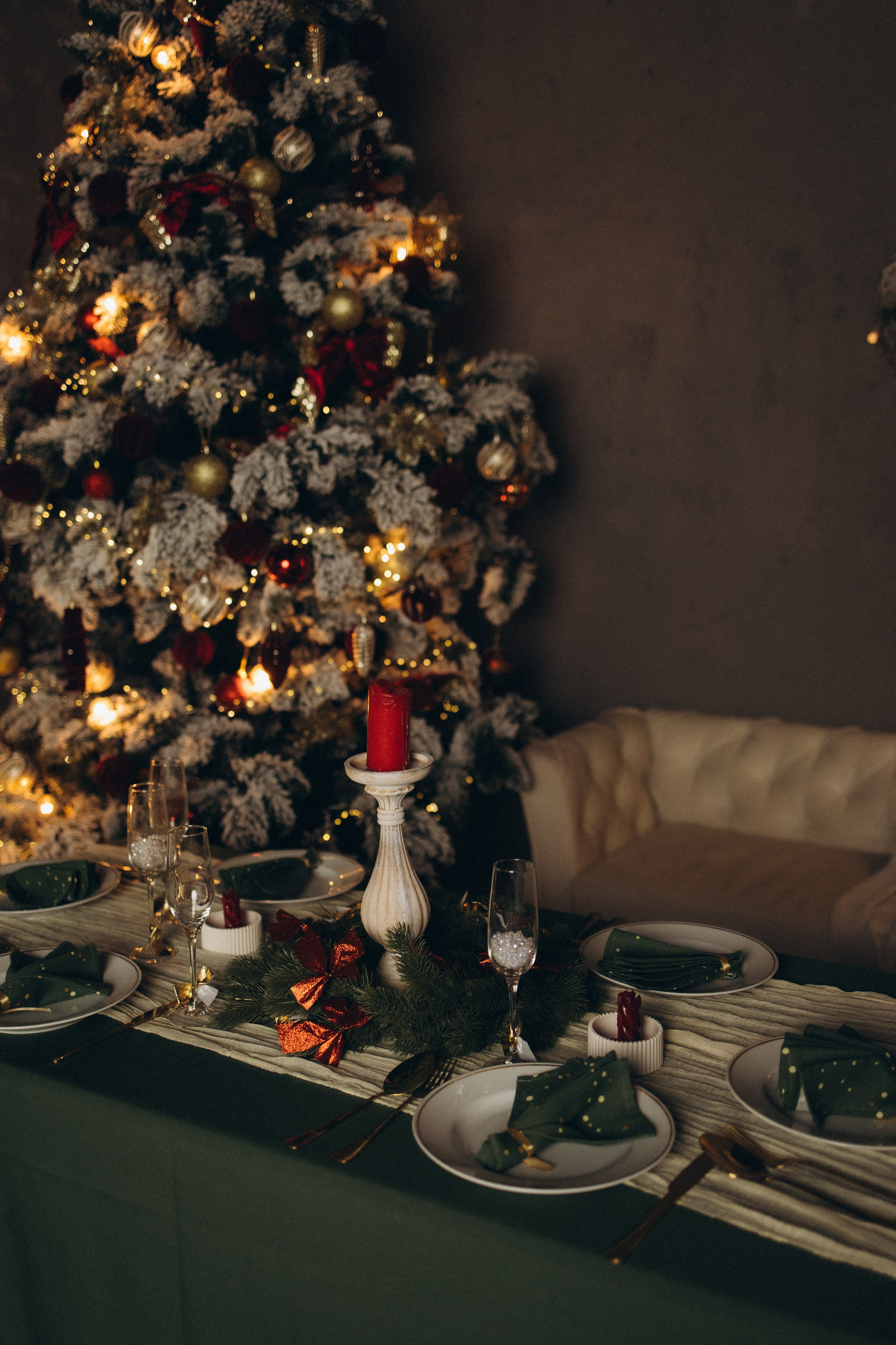 Новогодняя семейная студийная фотосъемка (29.12.2024)г.Обнинск (Калужская обл.). Надежда Стар семейный и церковный фотограф в Жукове и Калужской области