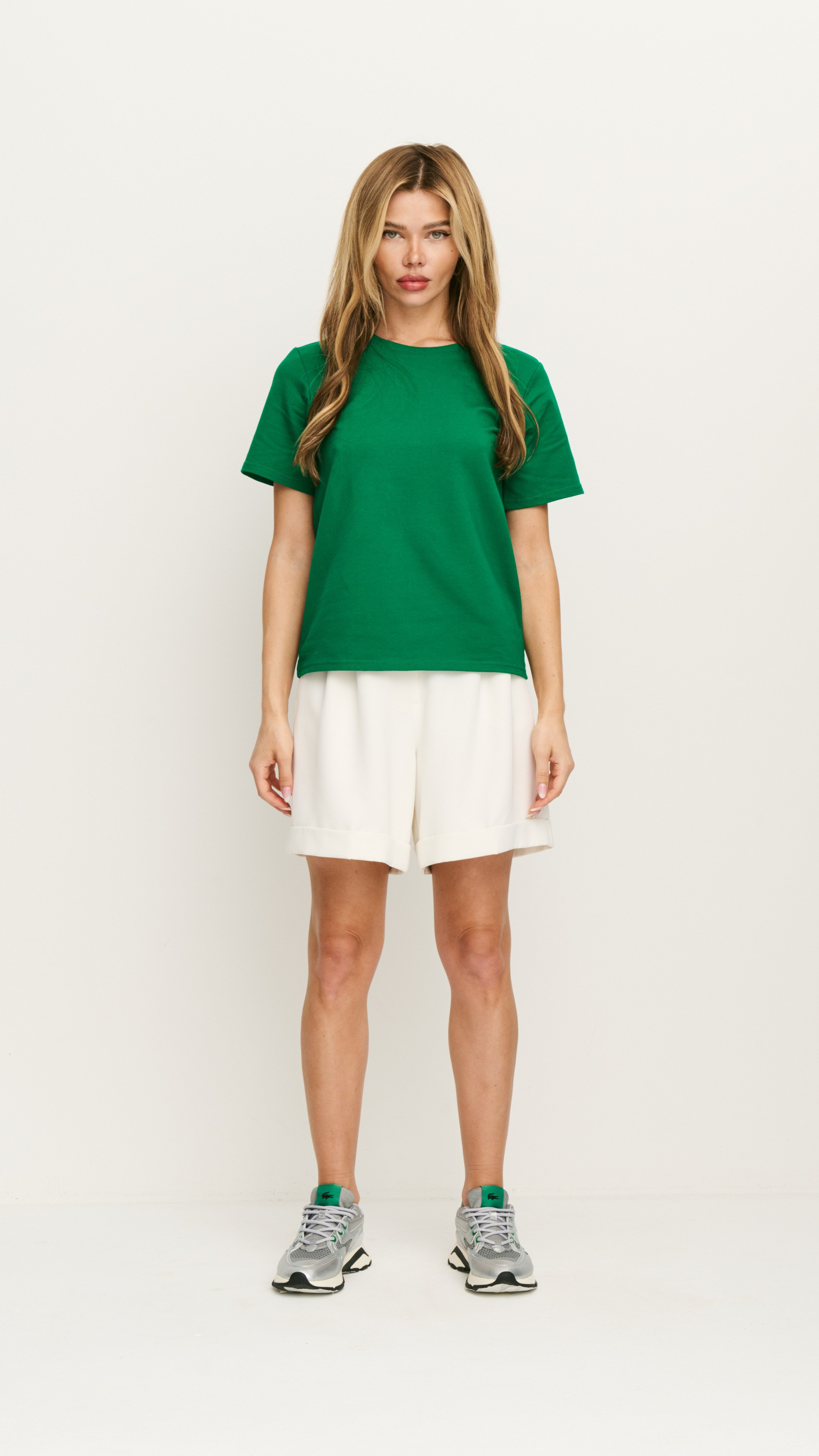 Каталоги на белом фоне. Лучший фотограф для брендов в Москве, съемки для маркетплейсов