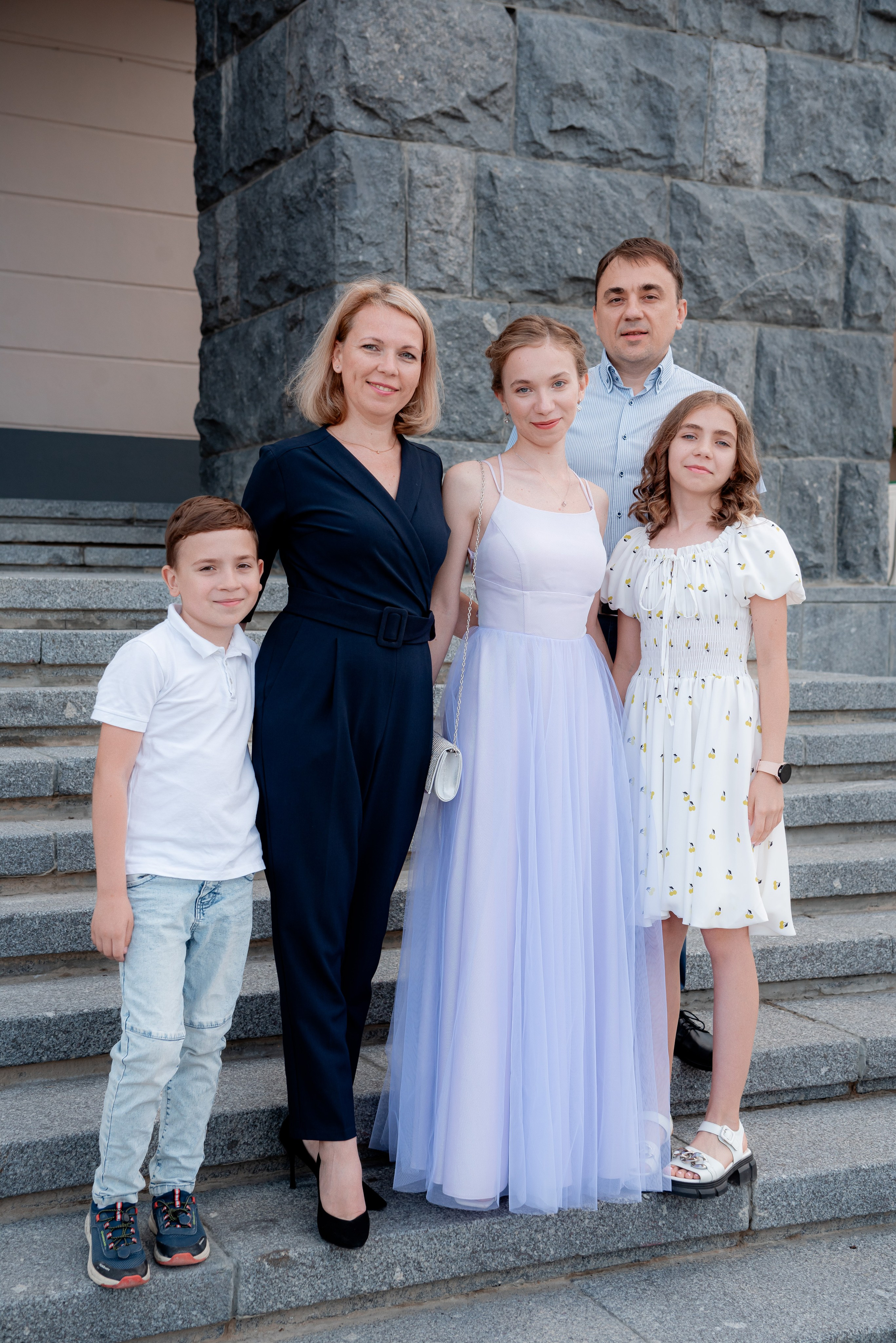 5 Лицей. Вручение и Банкет. Музкомедия и Сити Холл. Фотограф в Волгограде и Волжском Александр Горбань