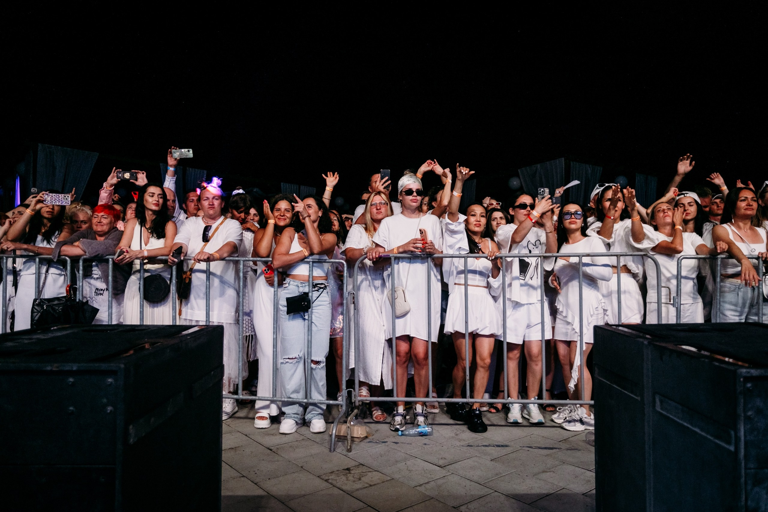 White Party @ Бархат парк. Репортажный фотограф Максим Полянский. Москва, Санкт-Петербург, Красноярск