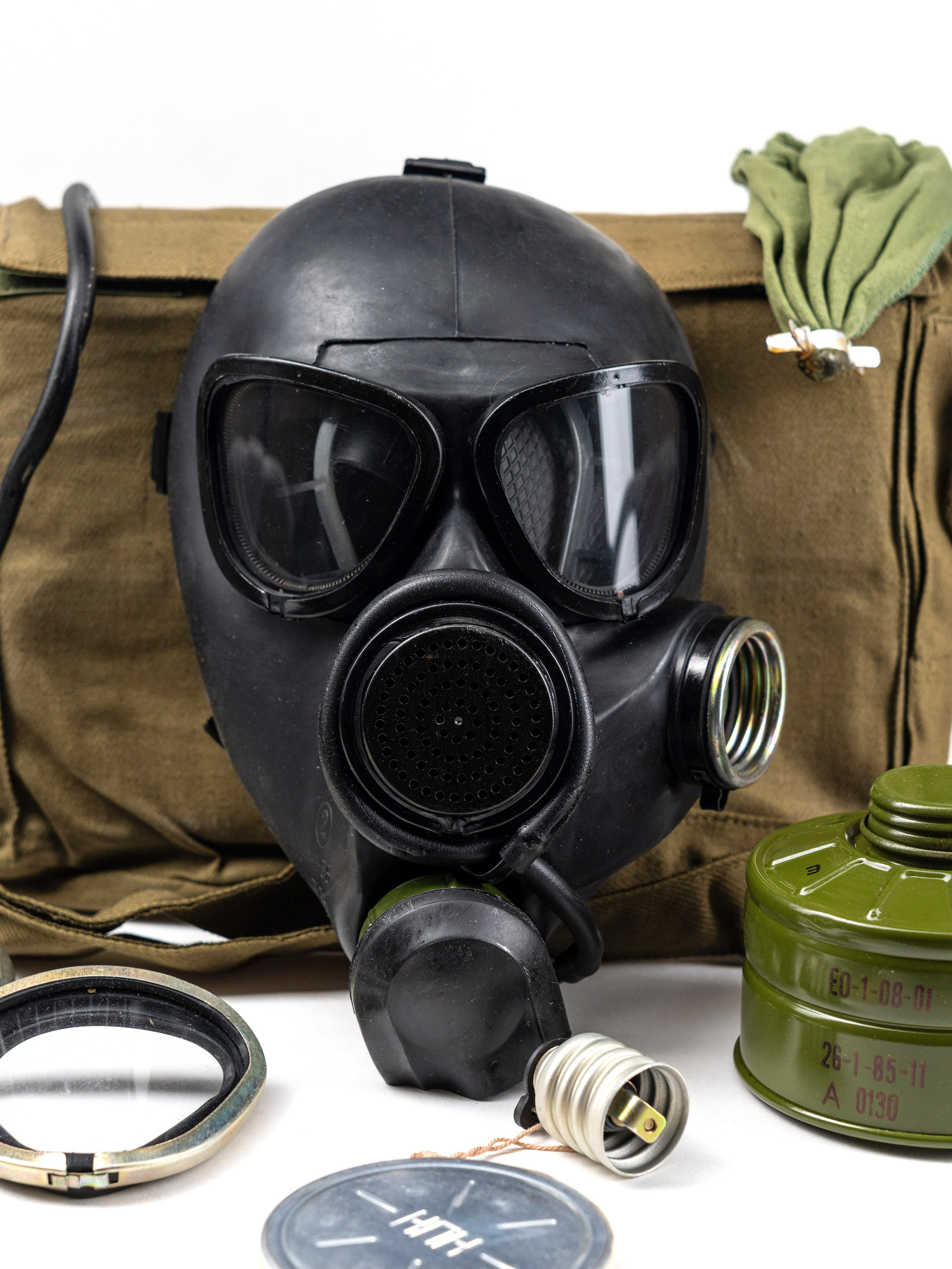 Предметная съемка противогаза. Олейник Денис — предметный фотограф, фотограф для маркетплейсов в Казани