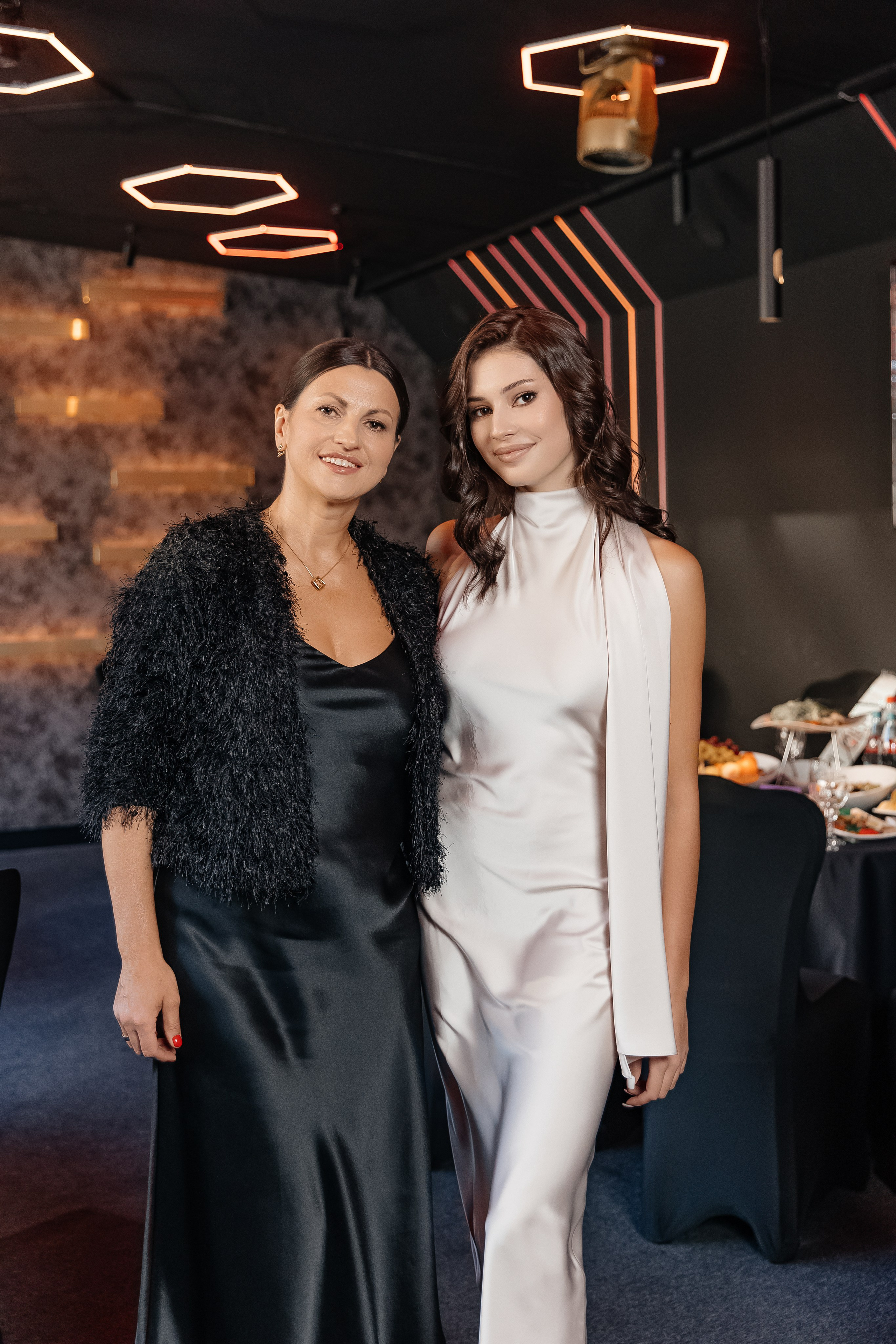 Юбилей Валентины. Главная