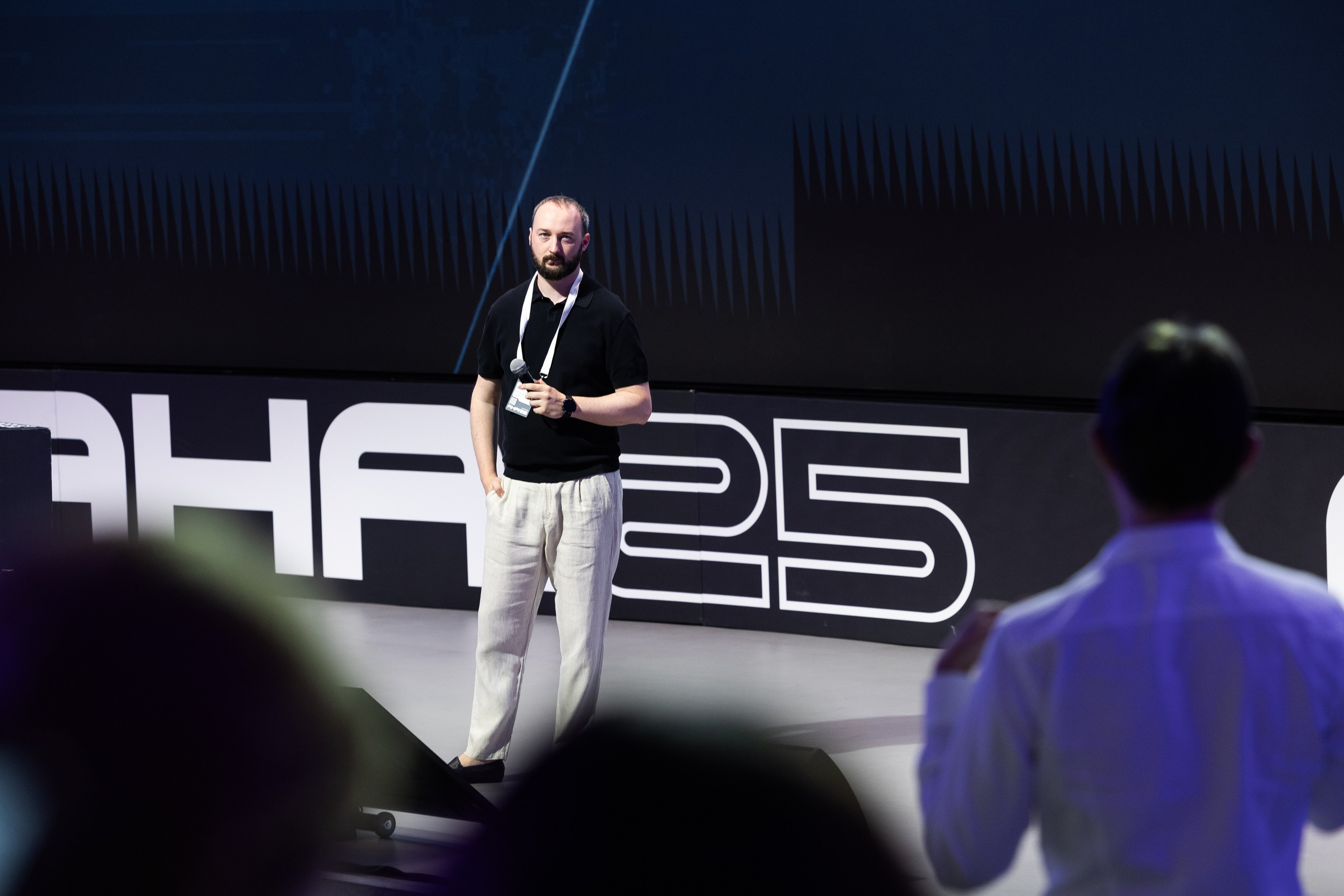 Aha! — 29–30 мая 2025. Фотобанк Матемаркетинг