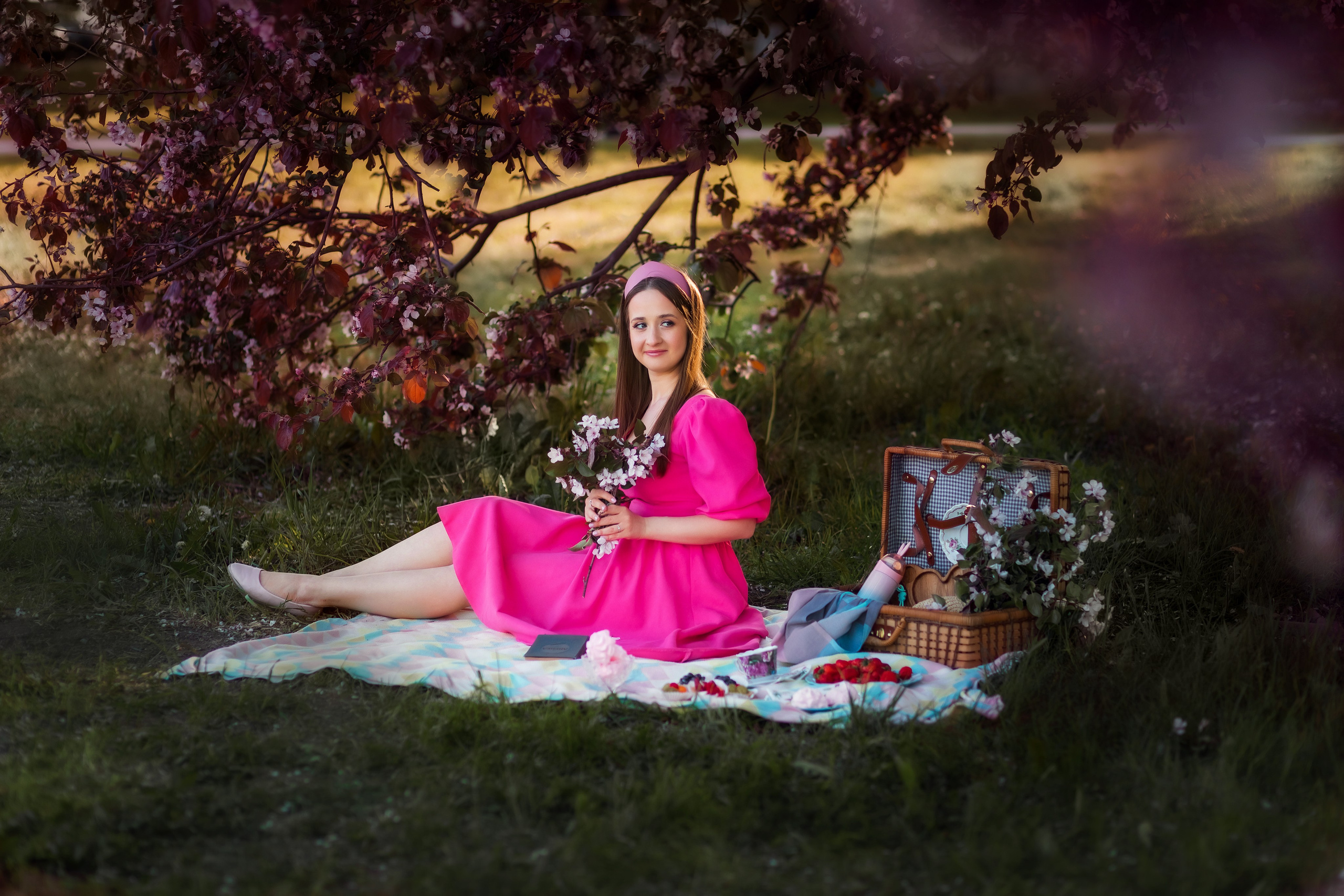 Алёна. Фотосессия в яблонях. Семейный и детский фотограф в Екатеринбурге Оксана Пипкина