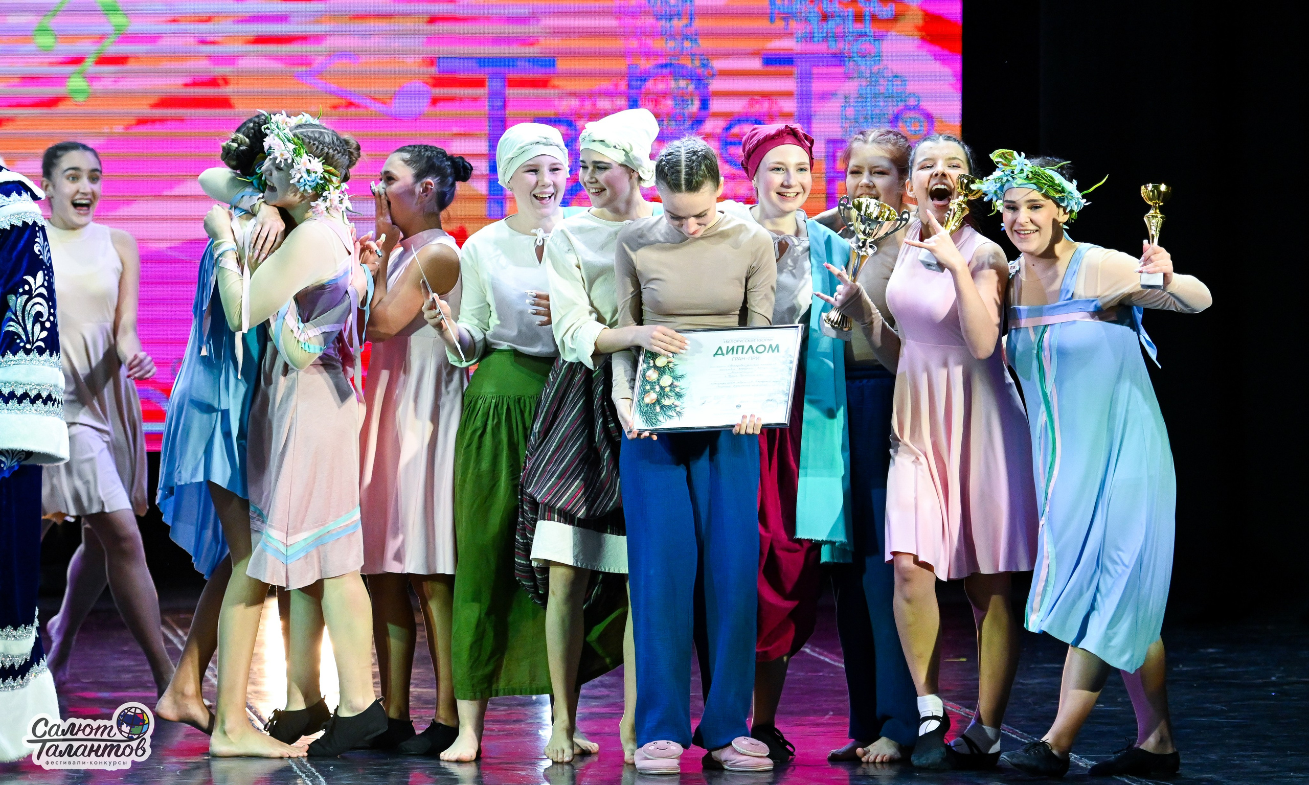 06.01.2025 23-й Международный Фестиваль-Конкурс «Белорусские узоры» г. Минск. Медиастудия Фото Концепт