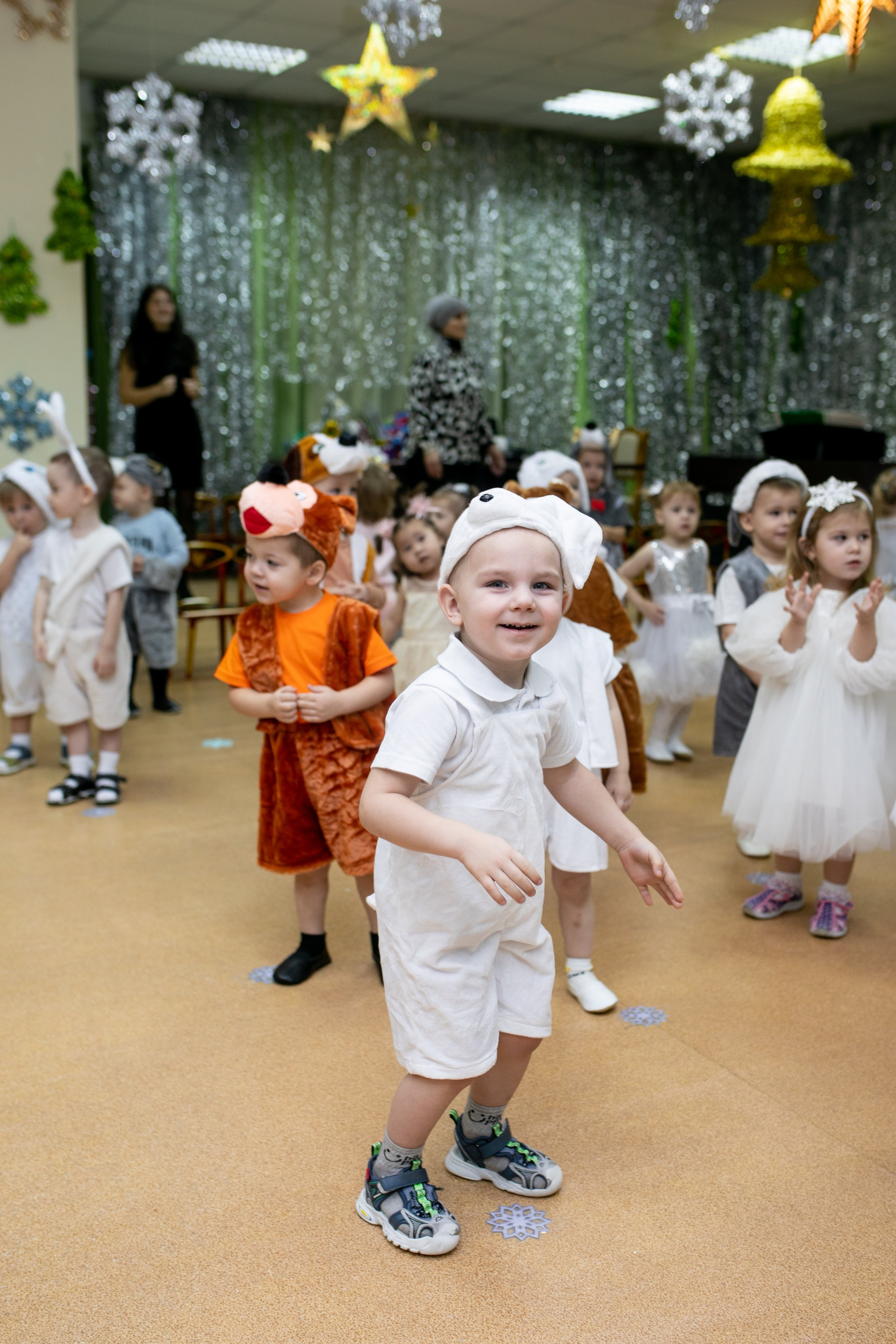 Жаконя д-с 490 Ясли новогодний утренник. Фотограф в Новосибирске Ася Зверева